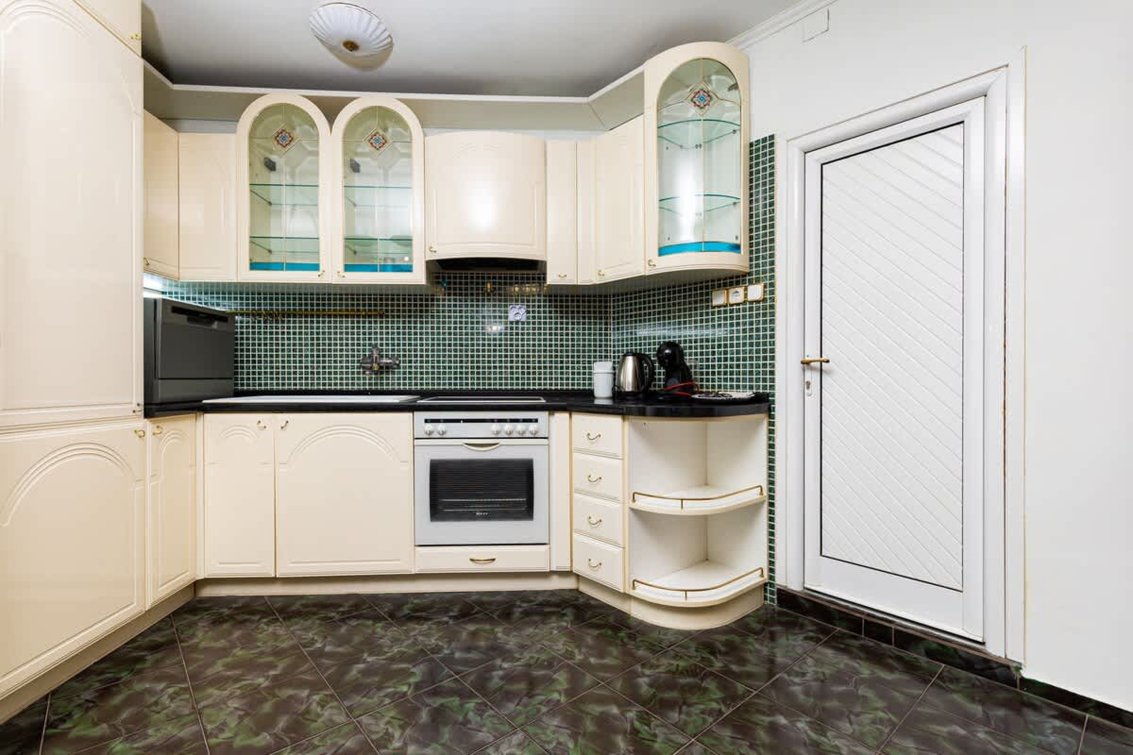 A Nostalgic Getaway in Plovdiv's Historic Quarter - Photo 8