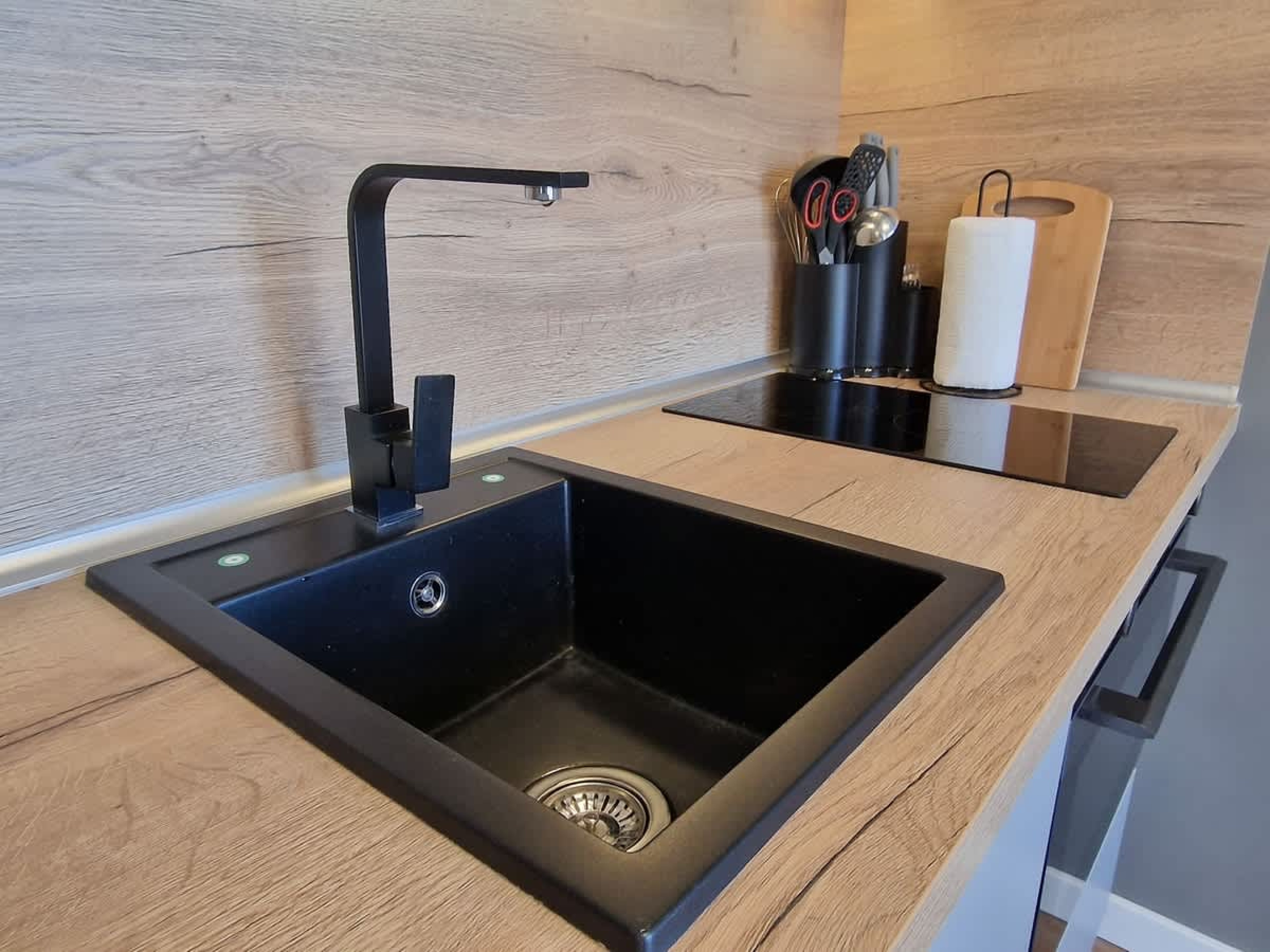 Scoutaround White Logo