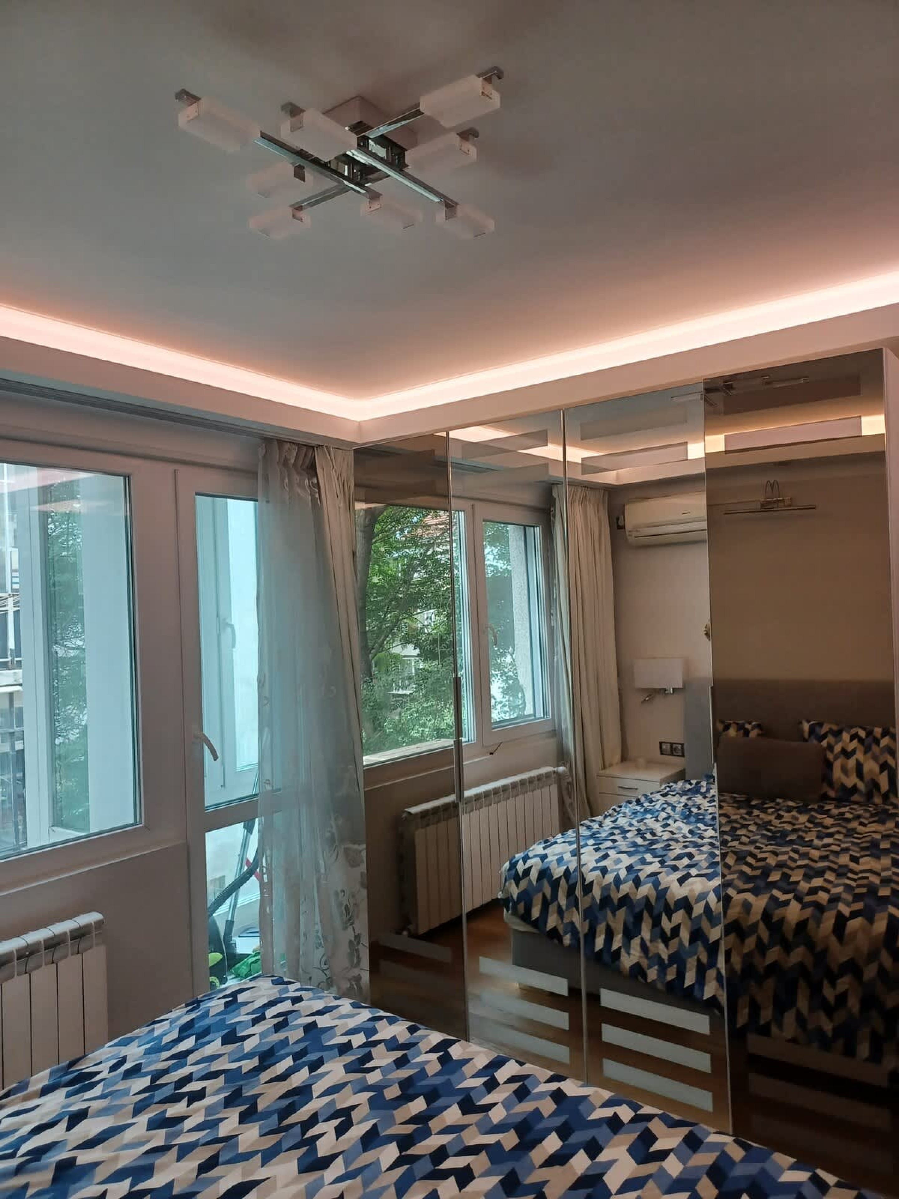 Scoutaround White Logo