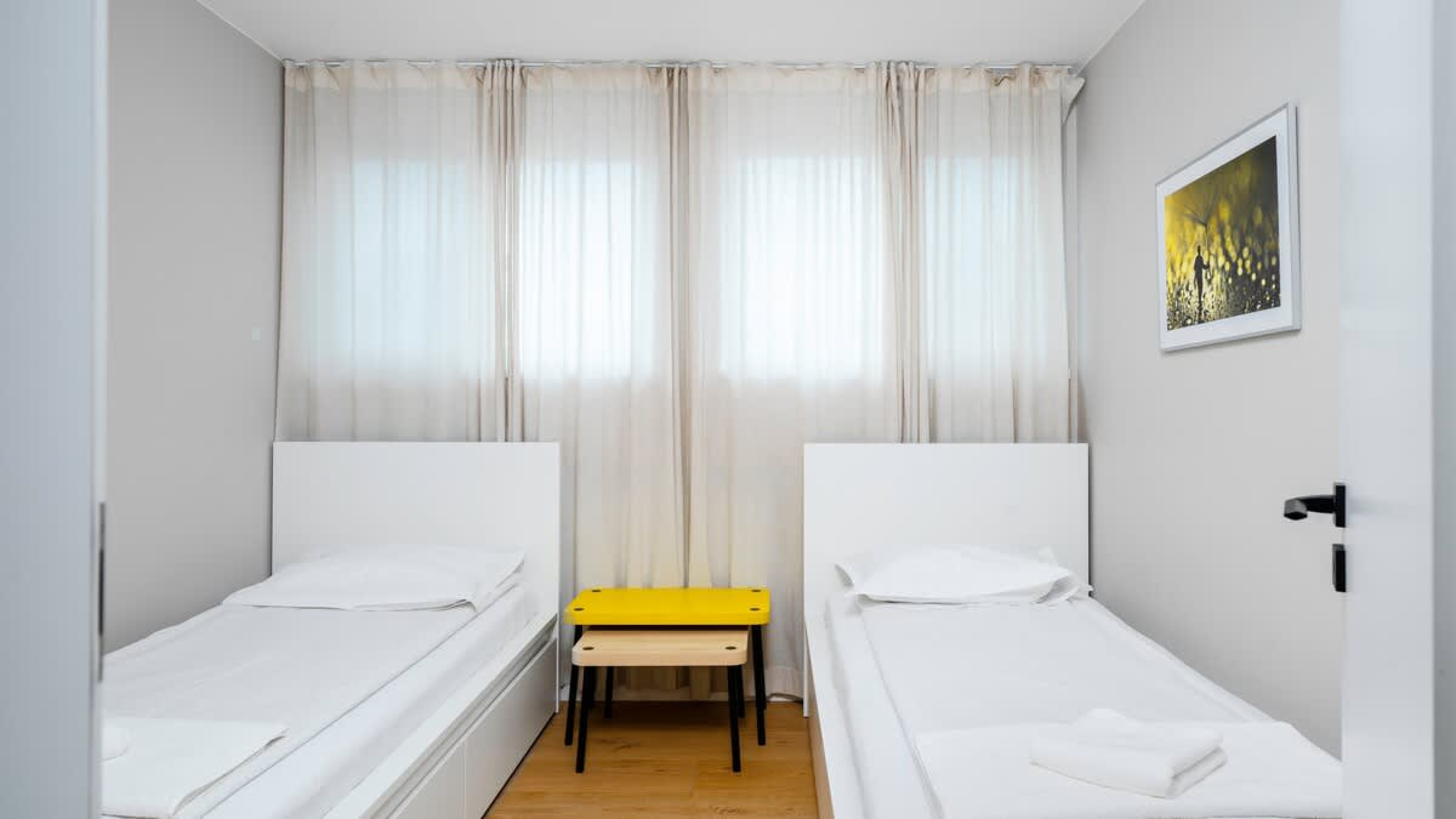 Scoutaround White Logo