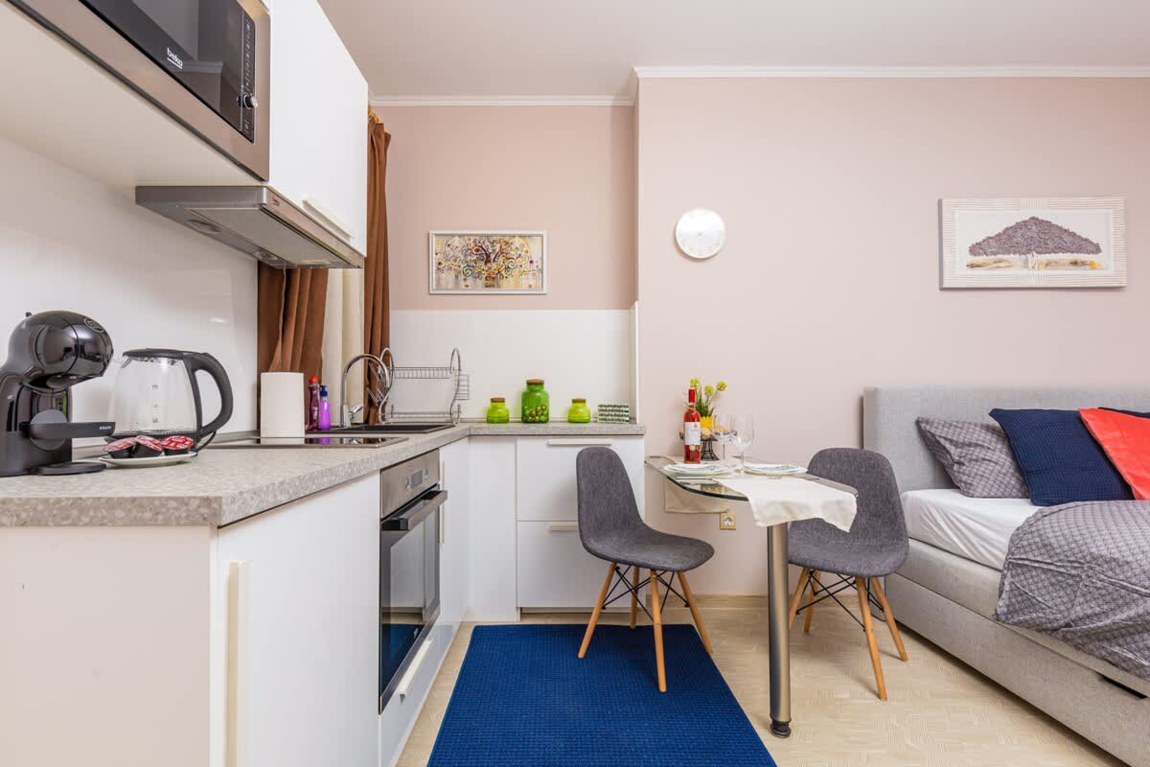 Scoutaround White Logo