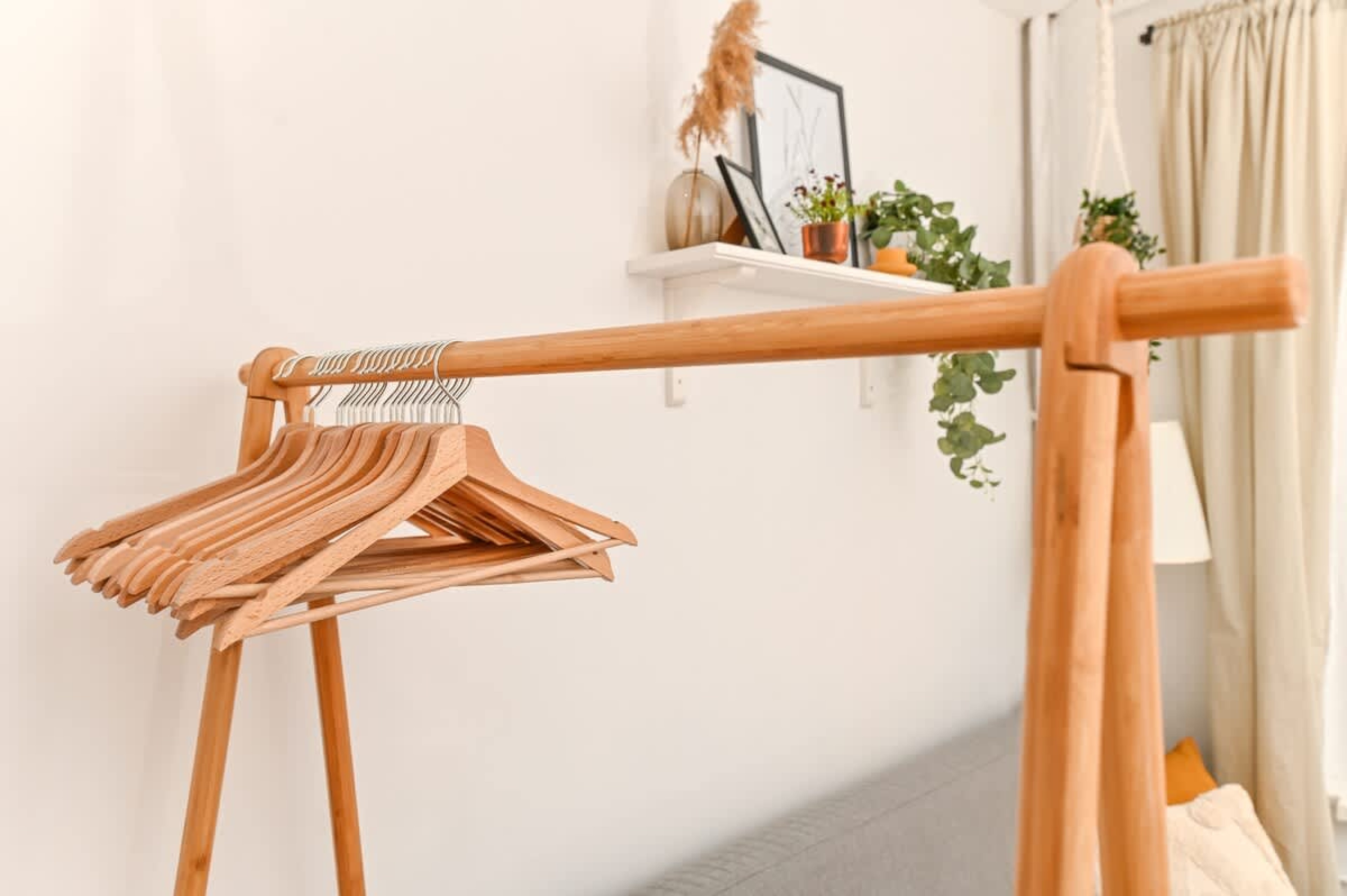 Scoutaround White Logo