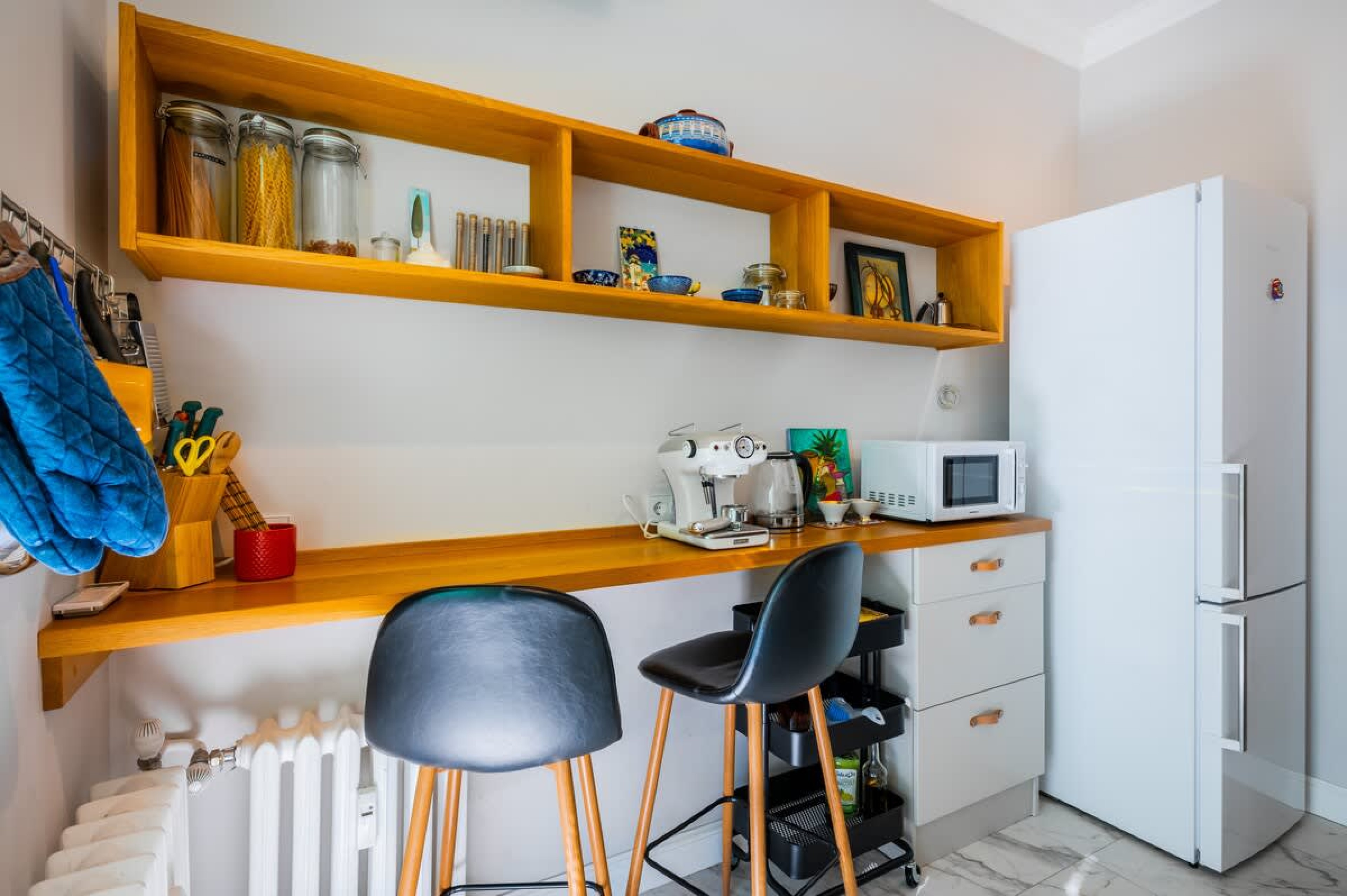 Scoutaround White Logo