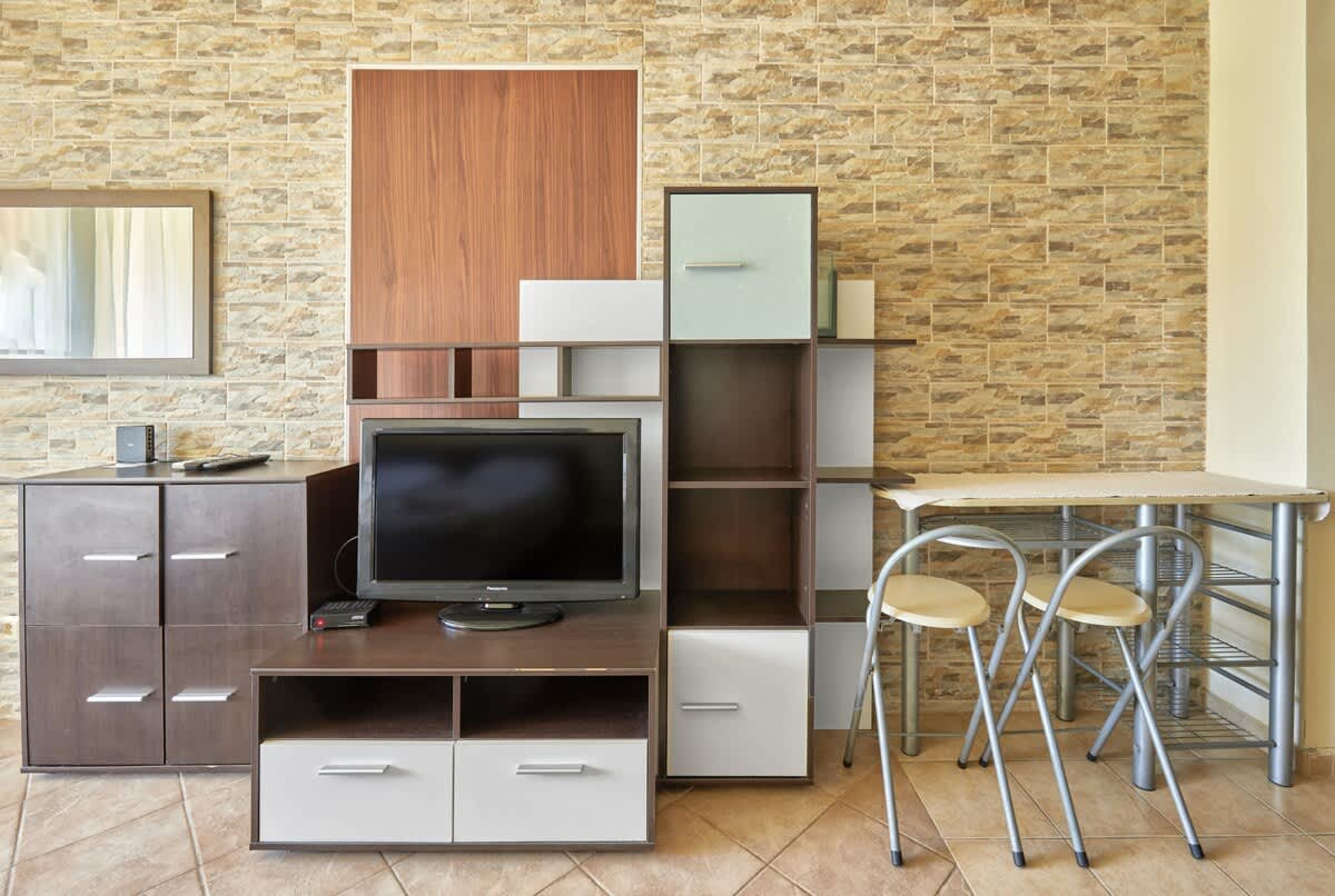 Scoutaround White Logo