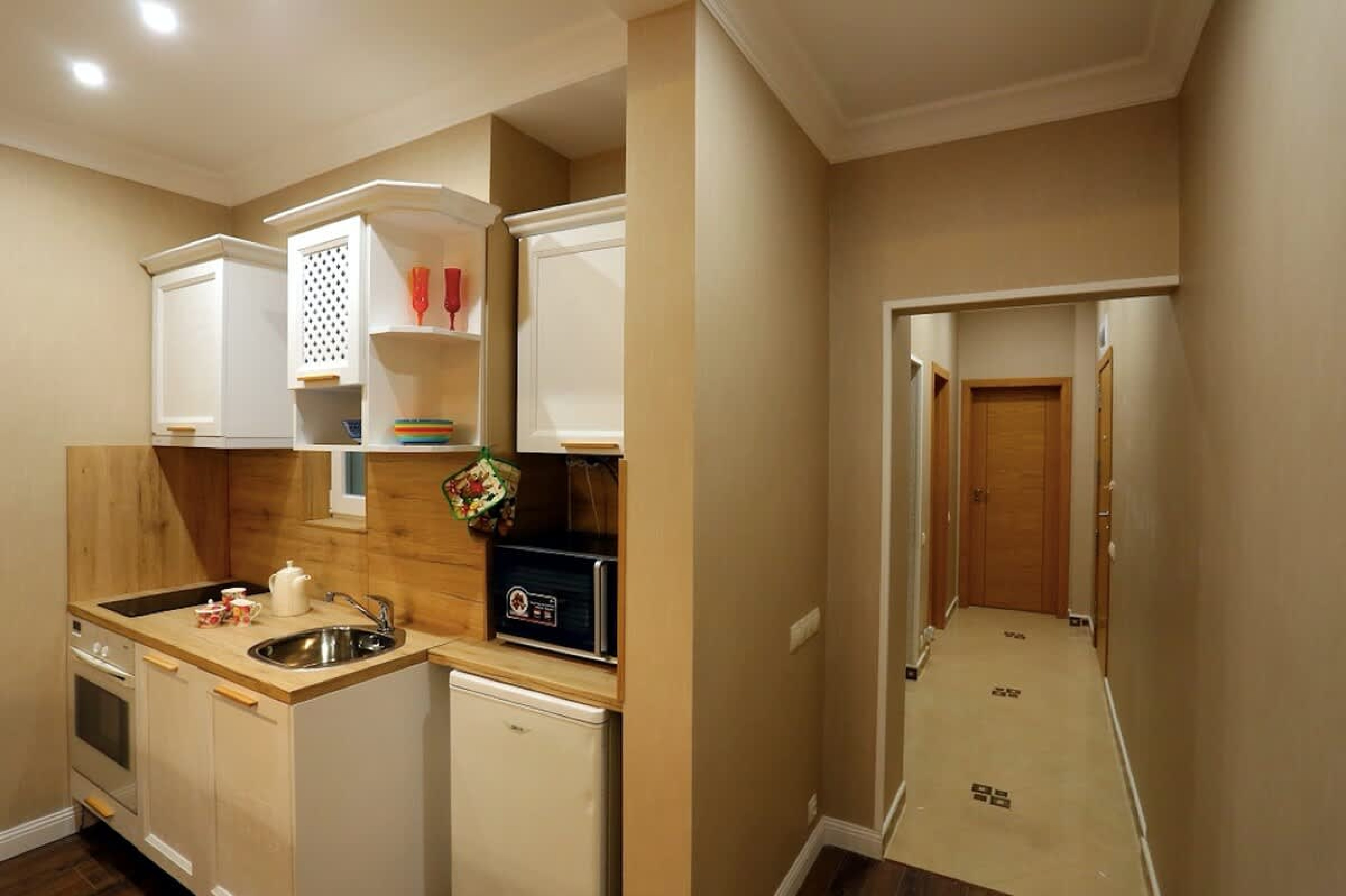 Scoutaround White Logo