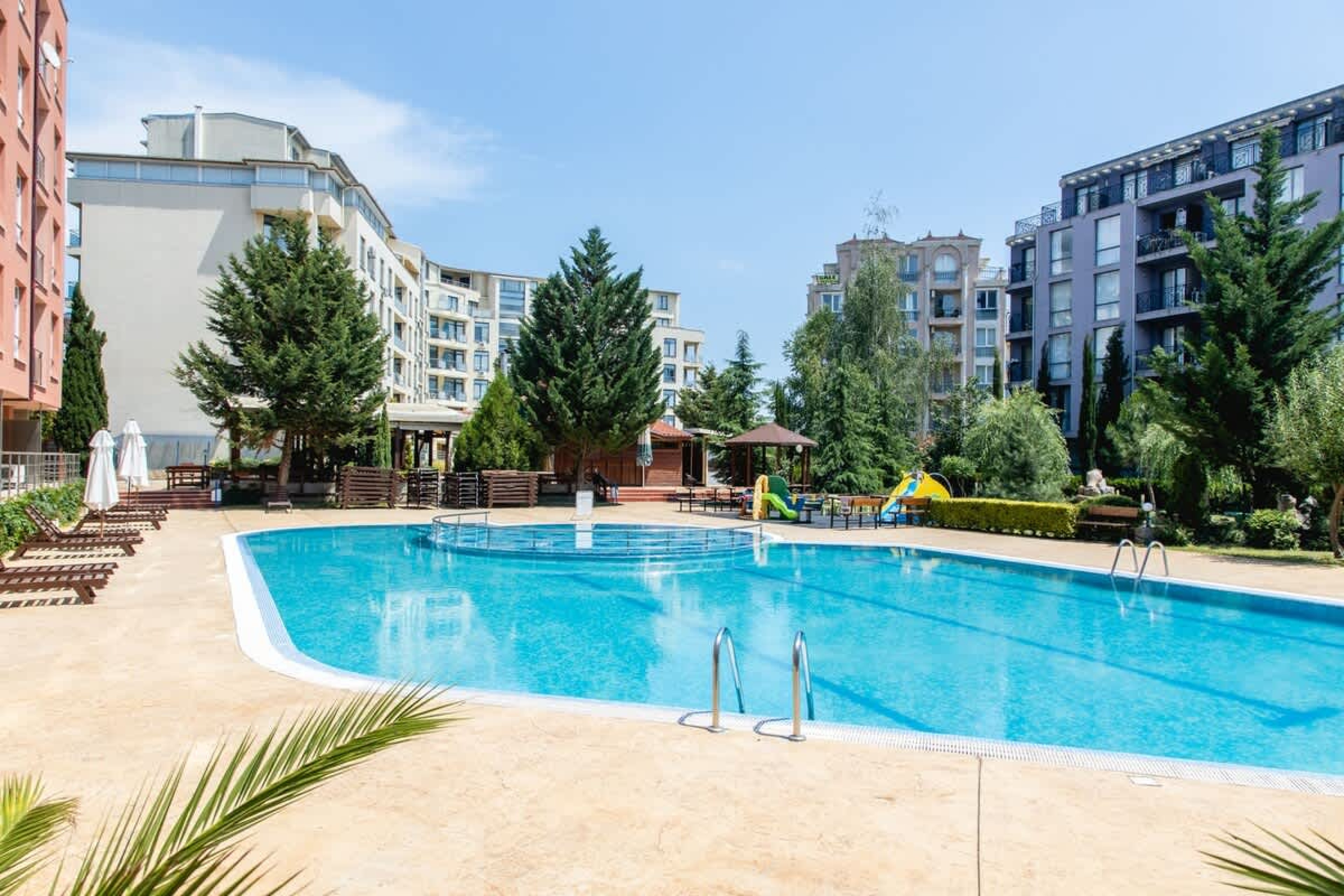 Scoutaround White Logo