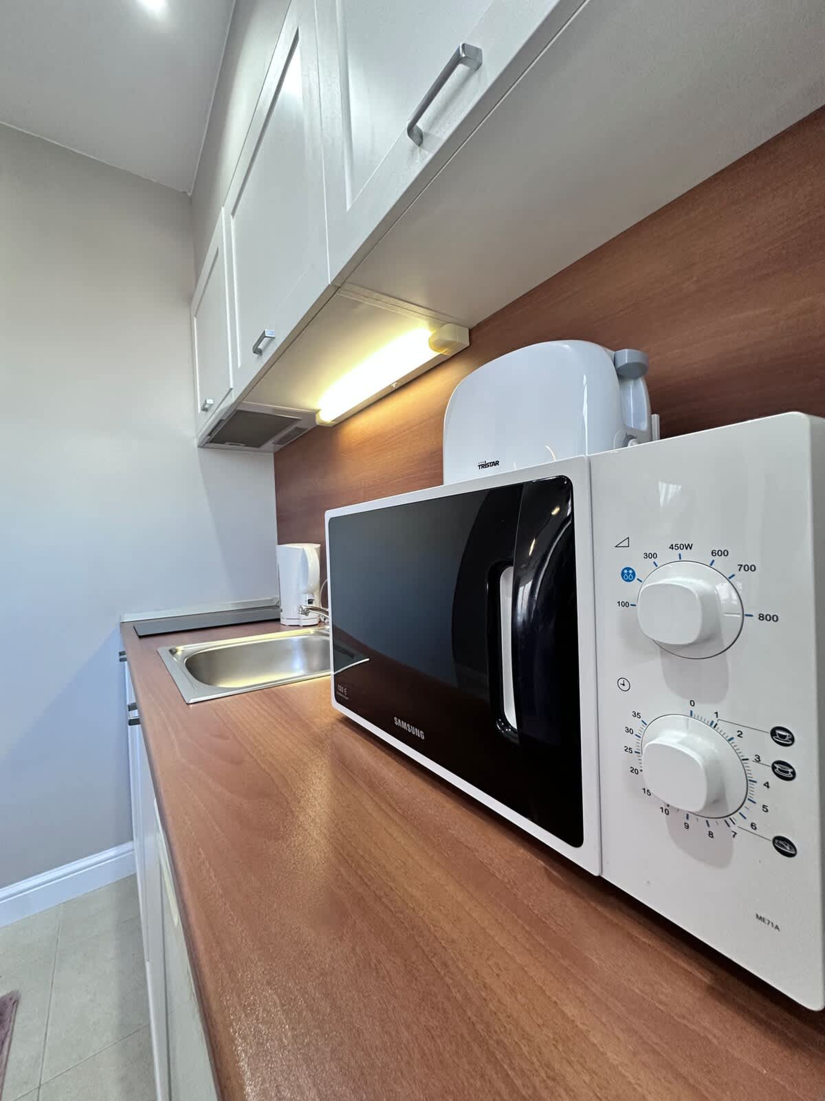 Scoutaround White Logo