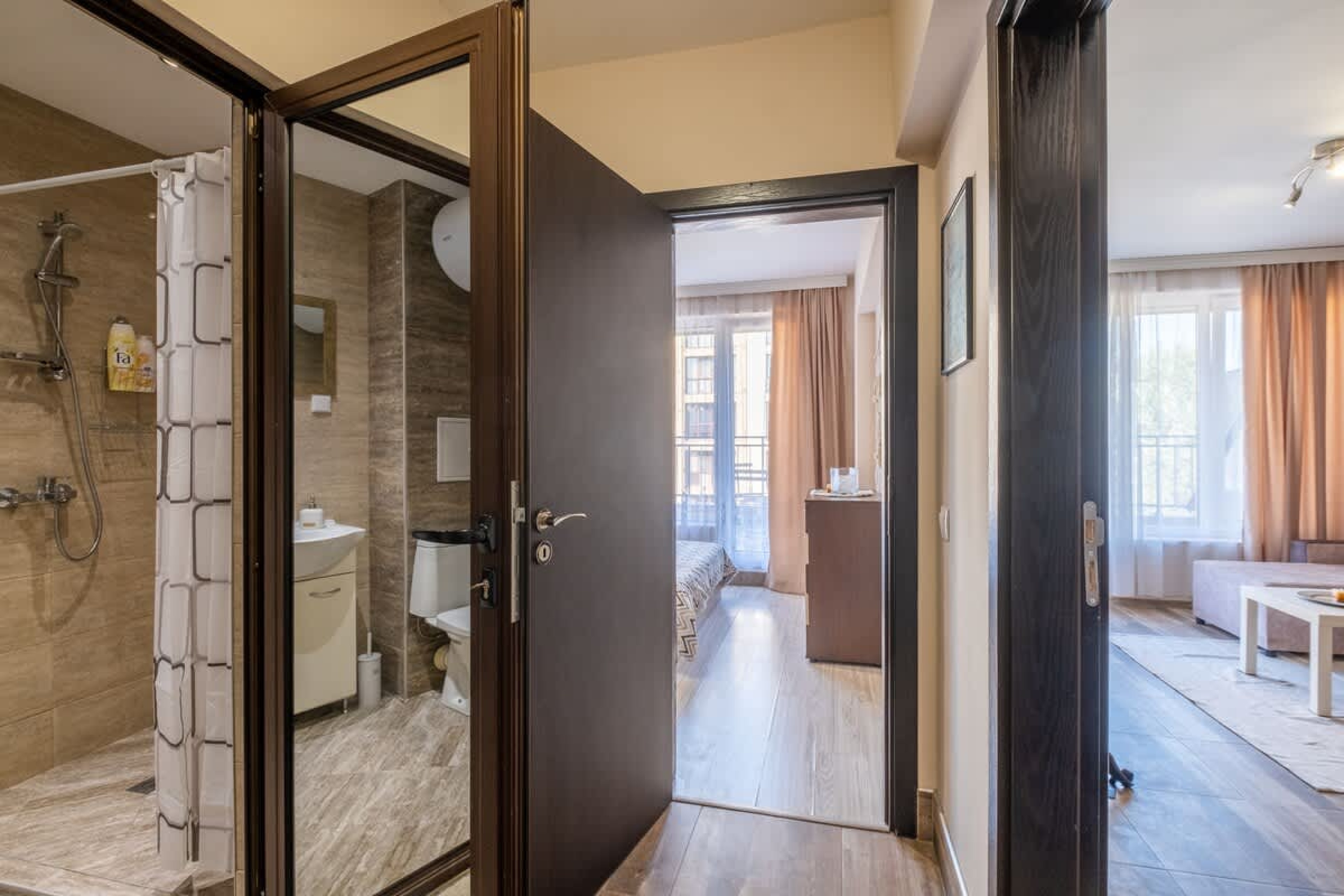 Scoutaround White Logo