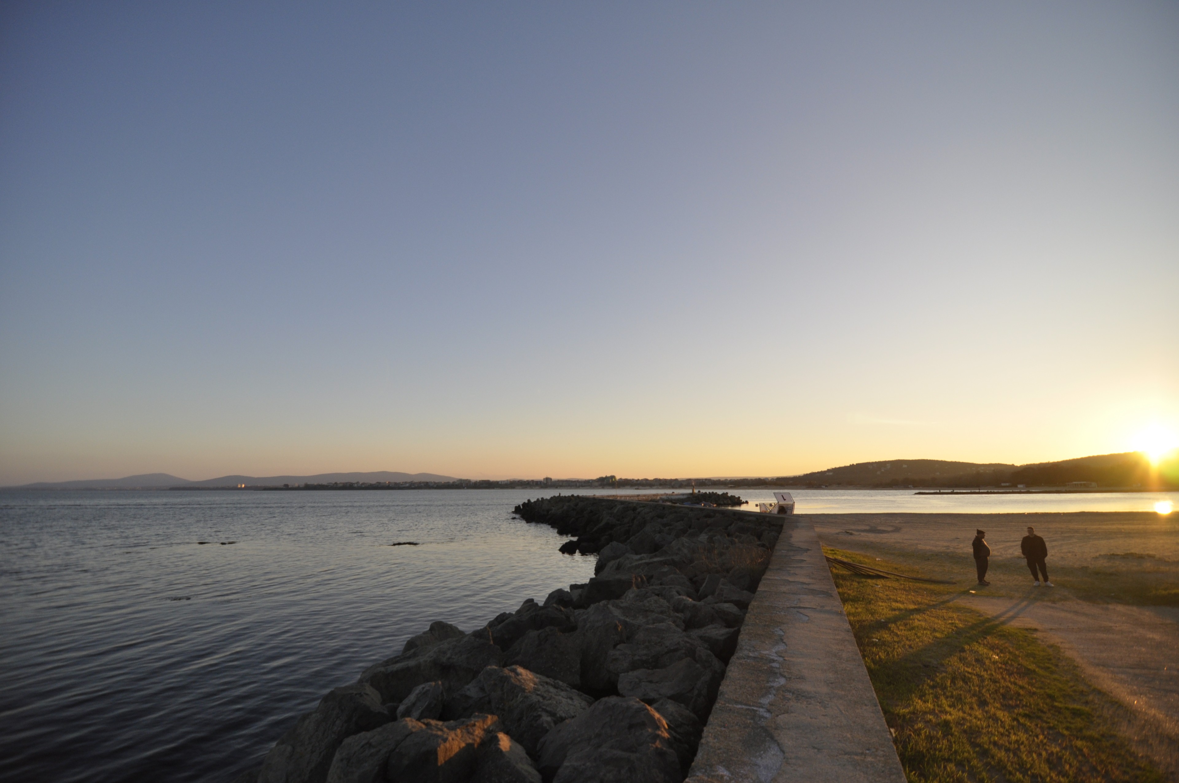 Scoutaround White Logo