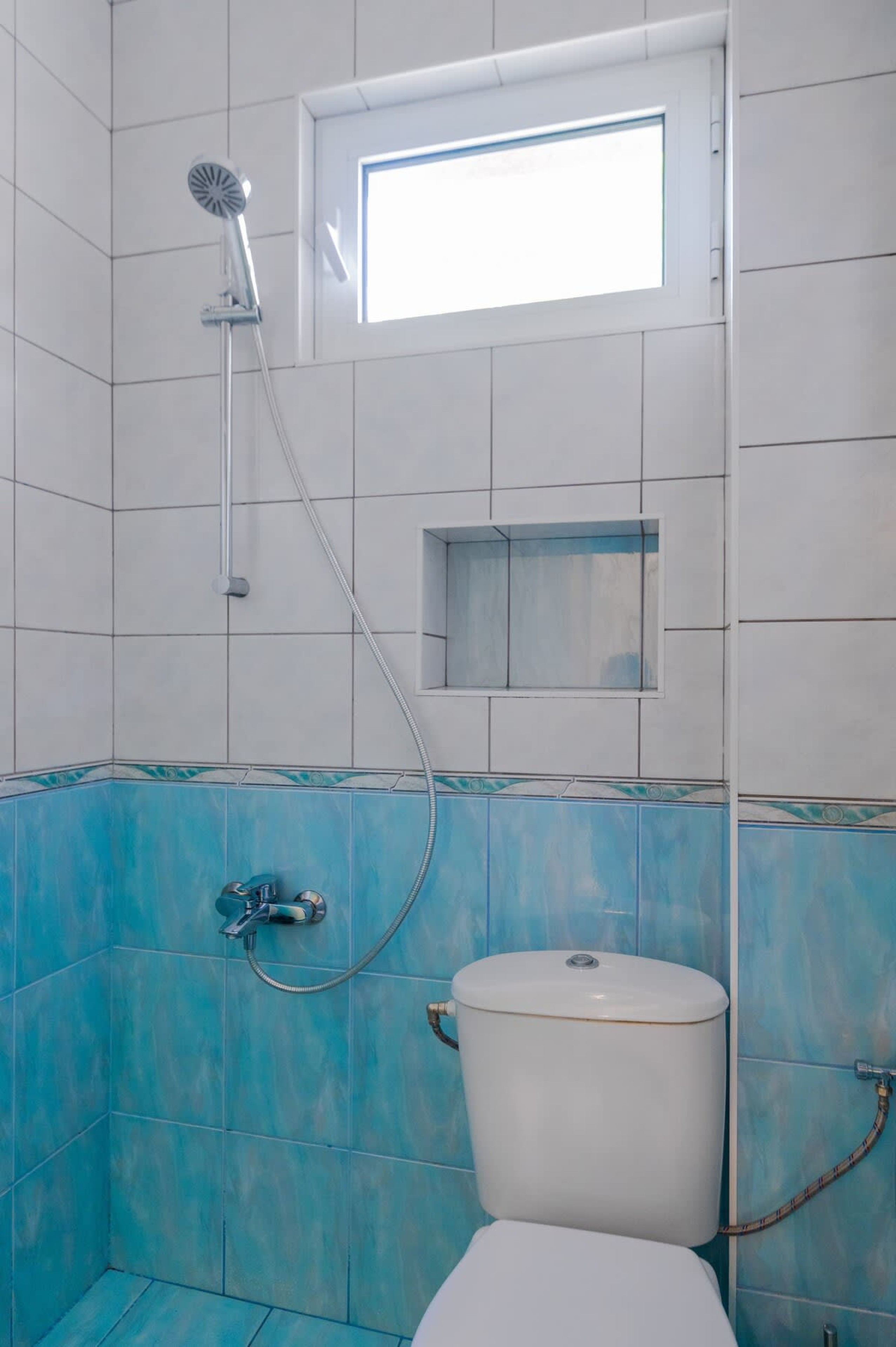 Scoutaround White Logo