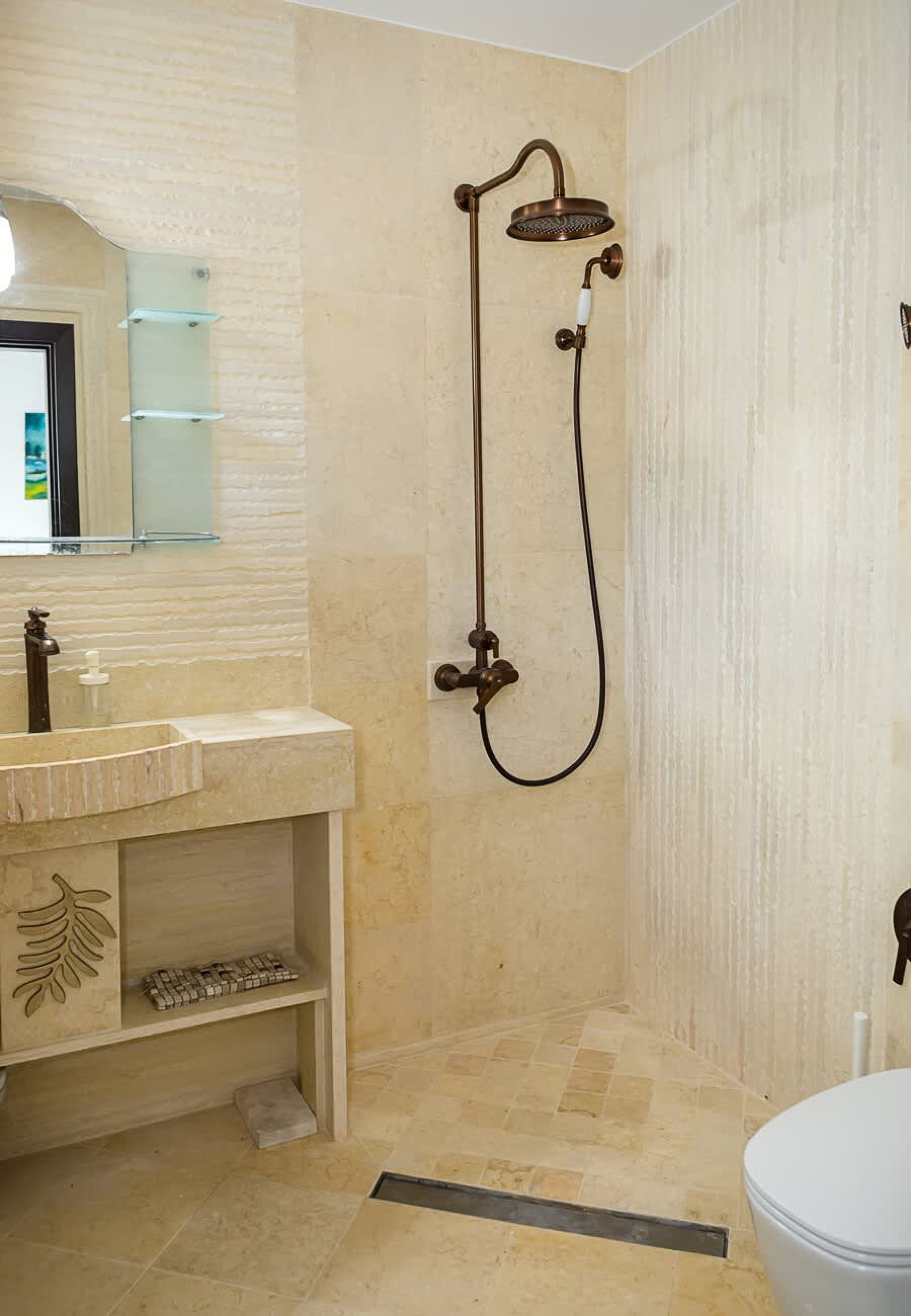 Scoutaround White Logo