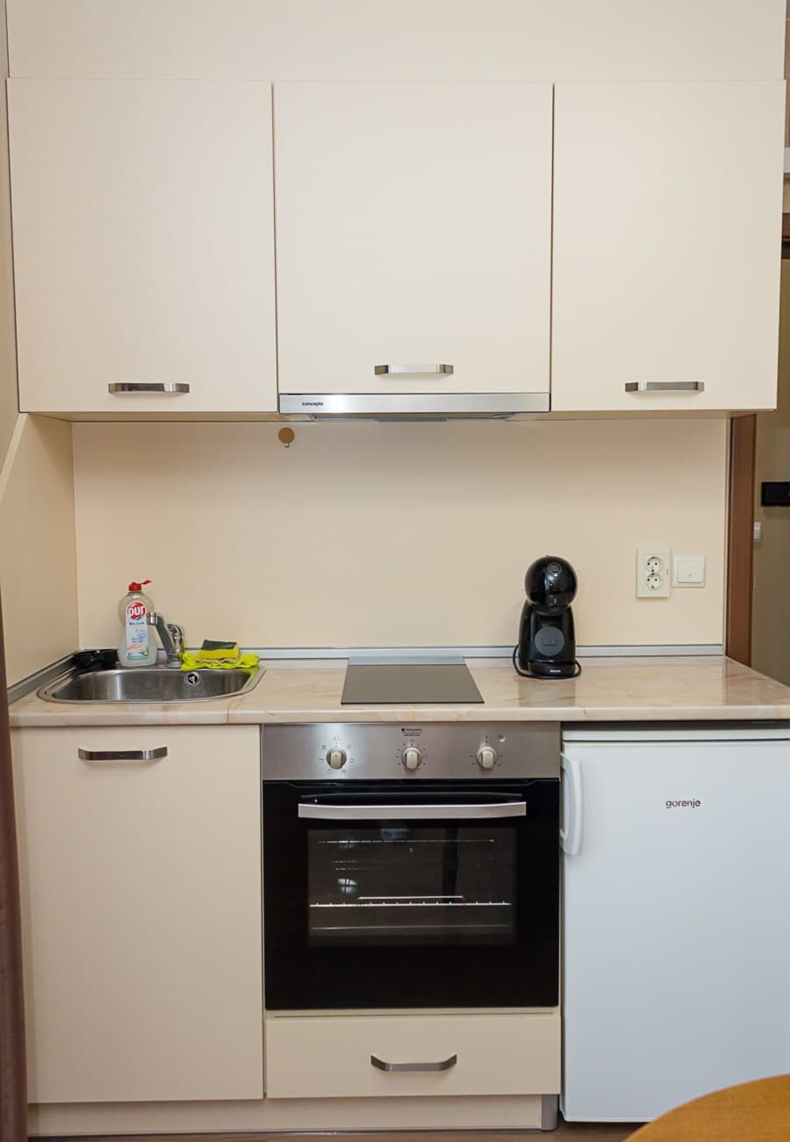 Scoutaround White Logo