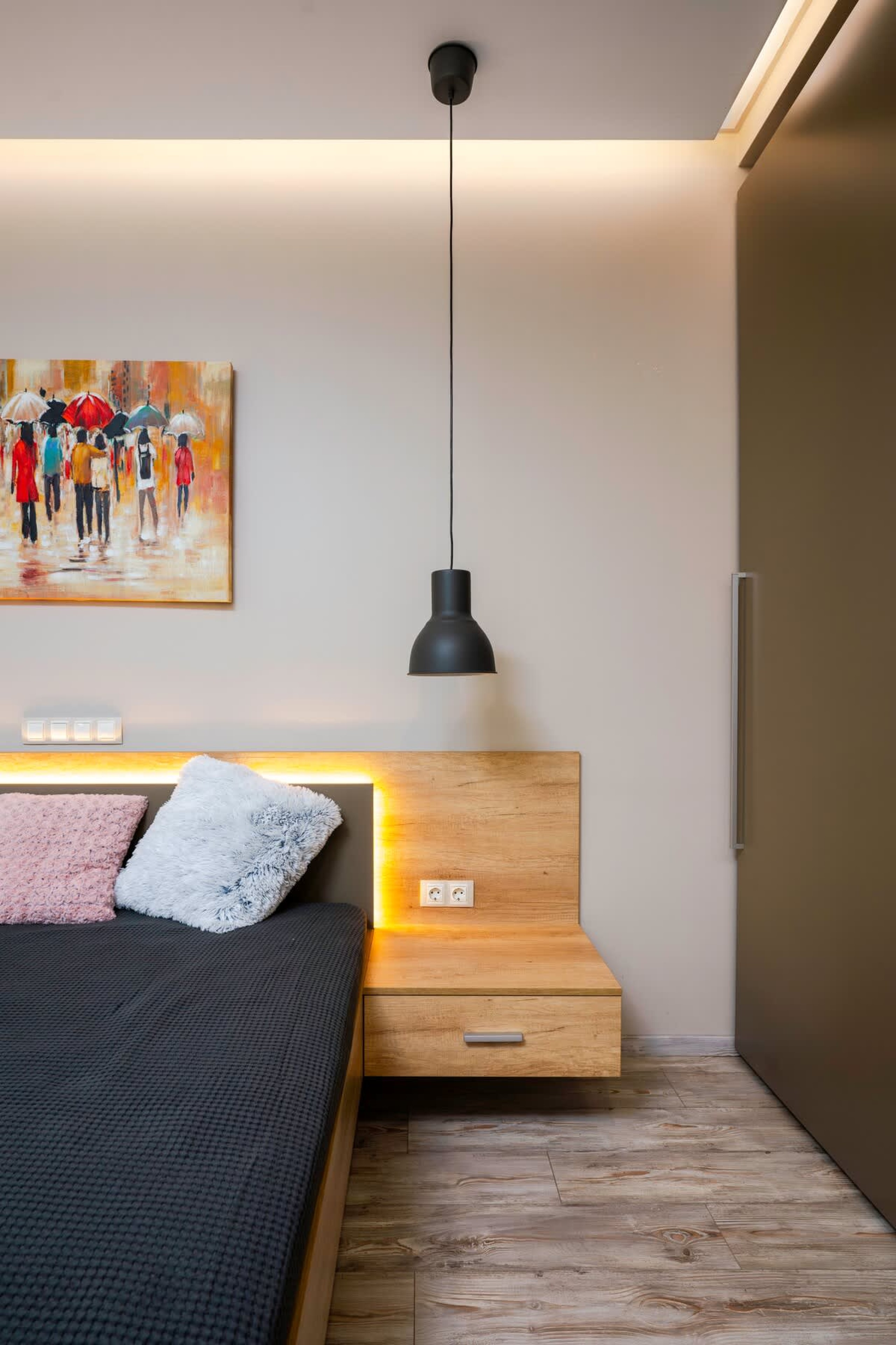 Scoutaround White Logo