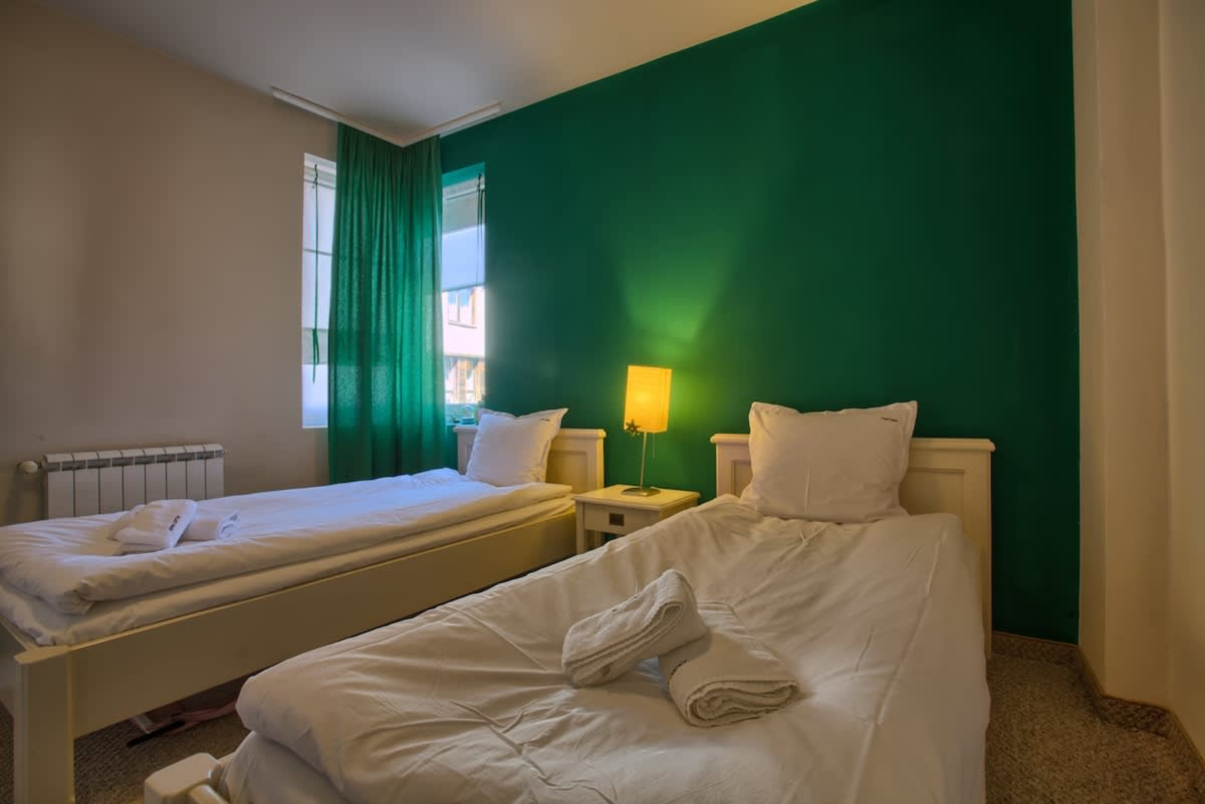 Scoutaround White Logo