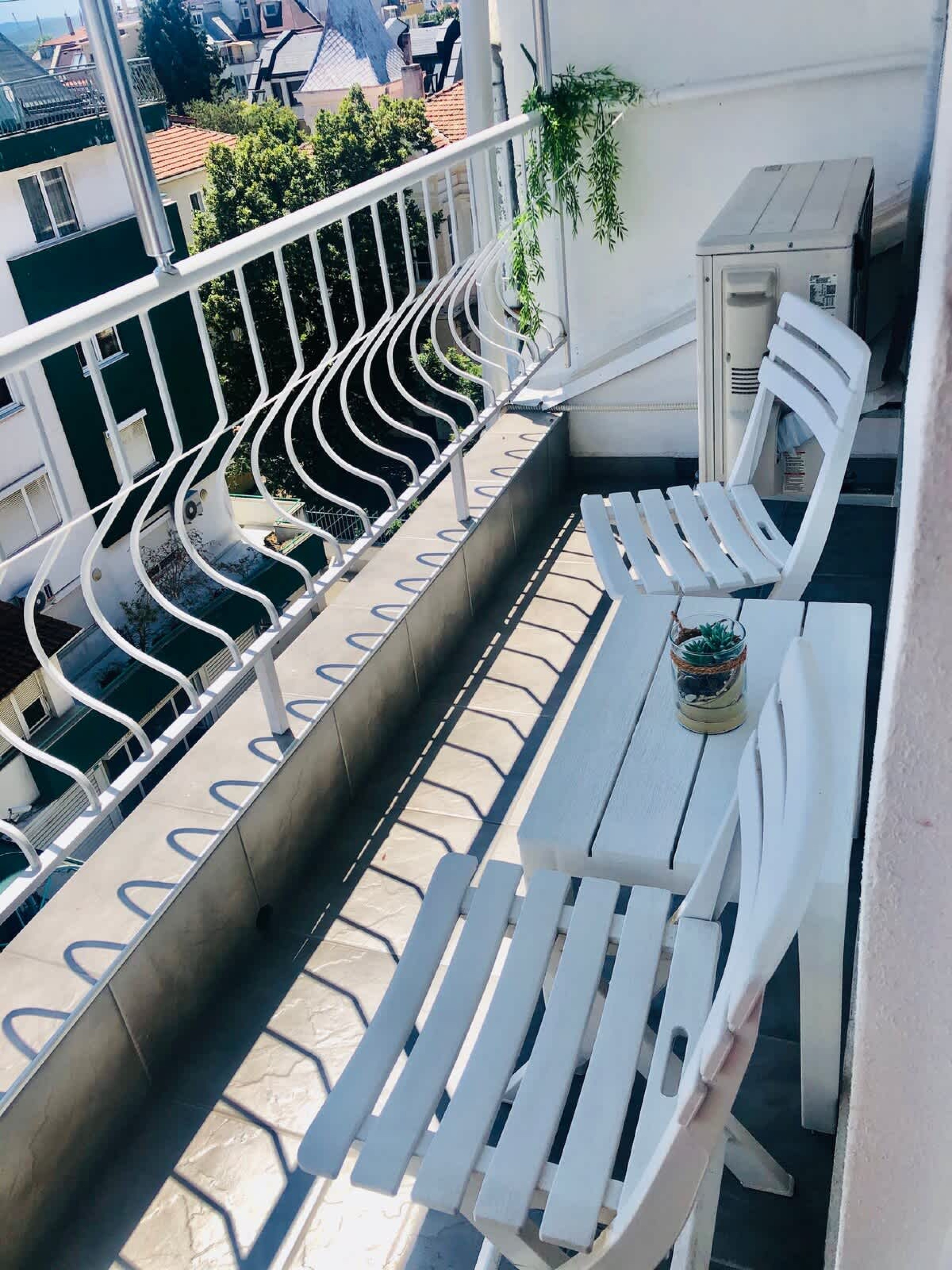 Scoutaround White Logo