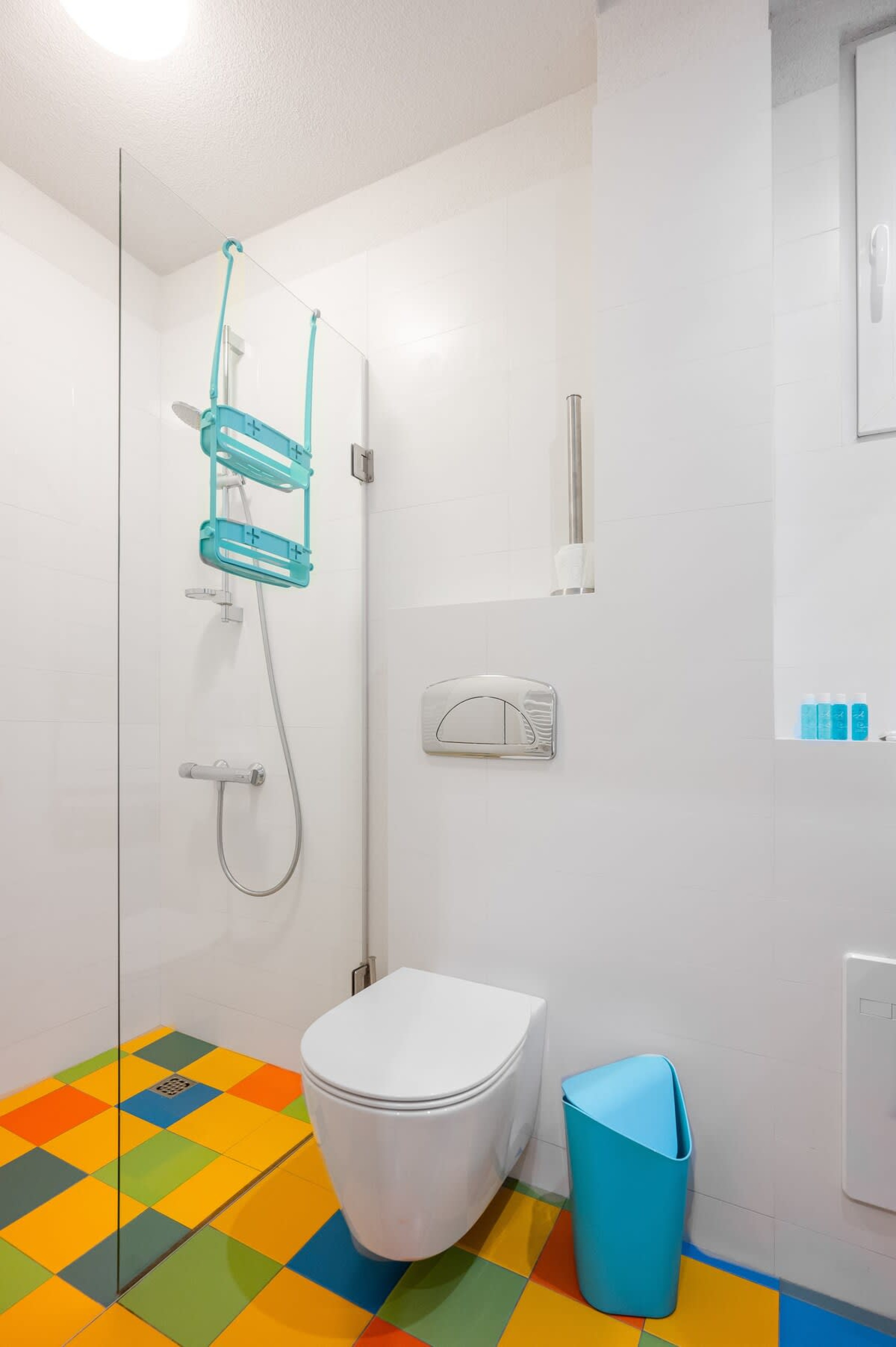 Scoutaround White Logo