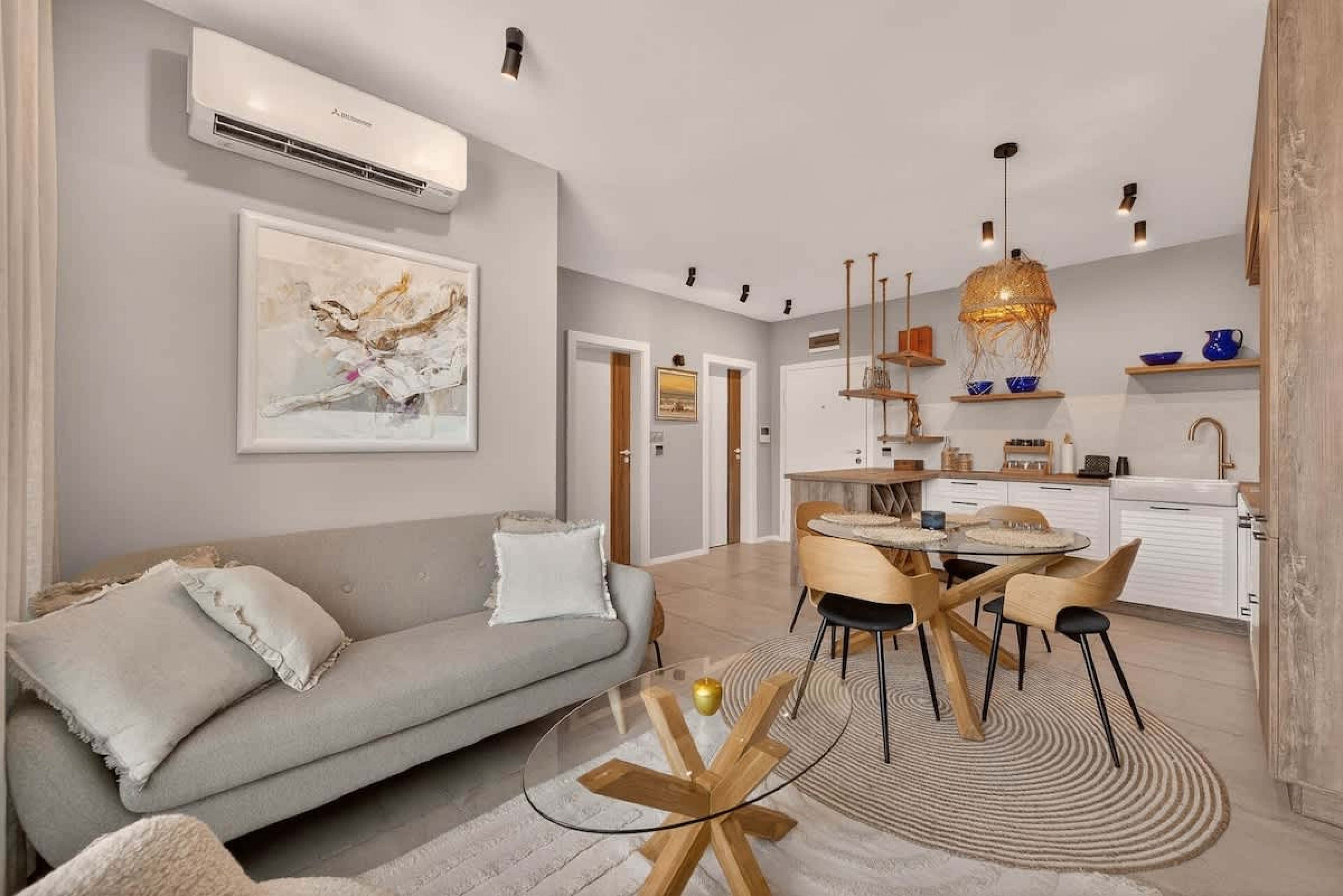 Scoutaround White Logo