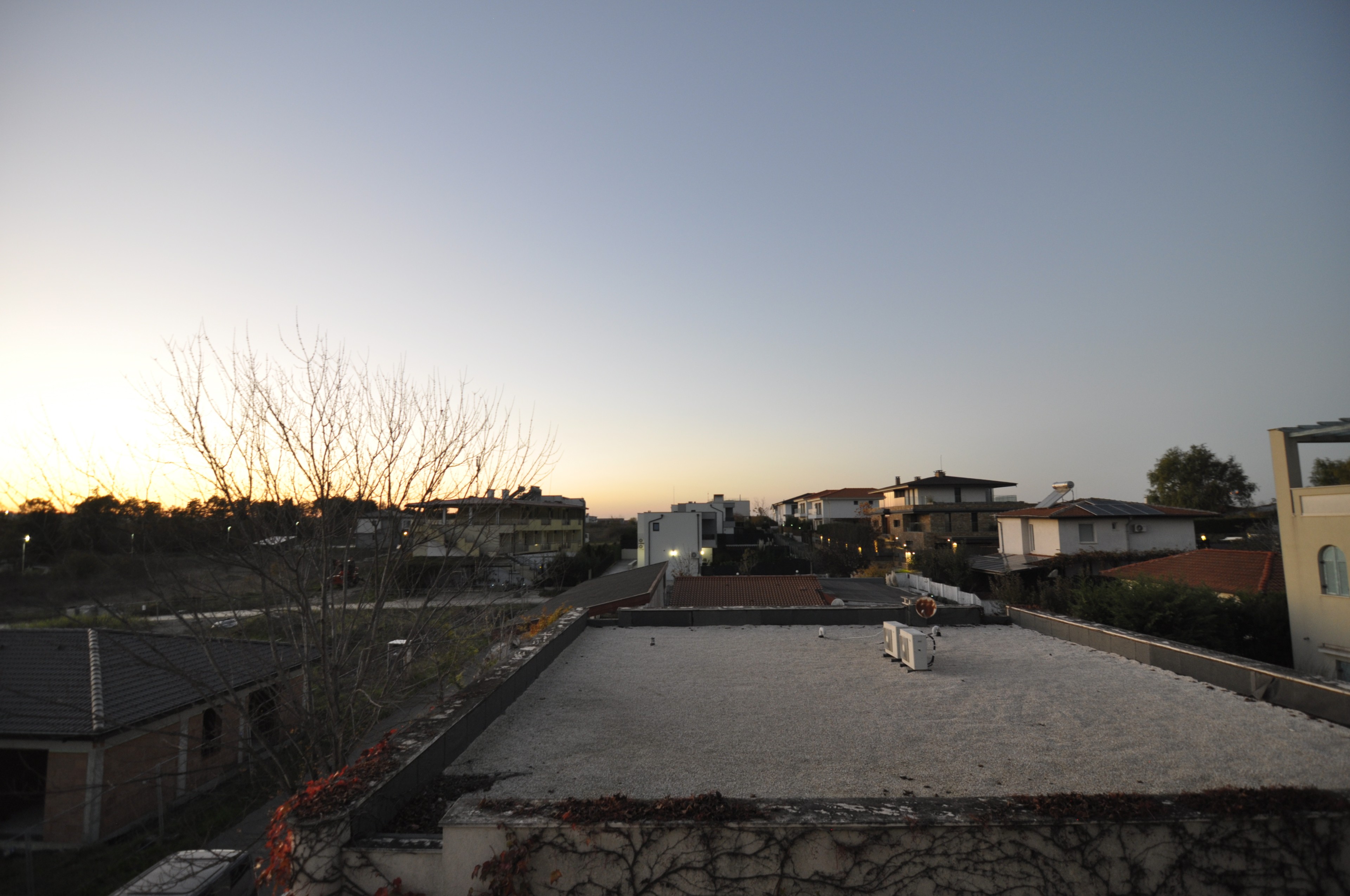 Scoutaround White Logo