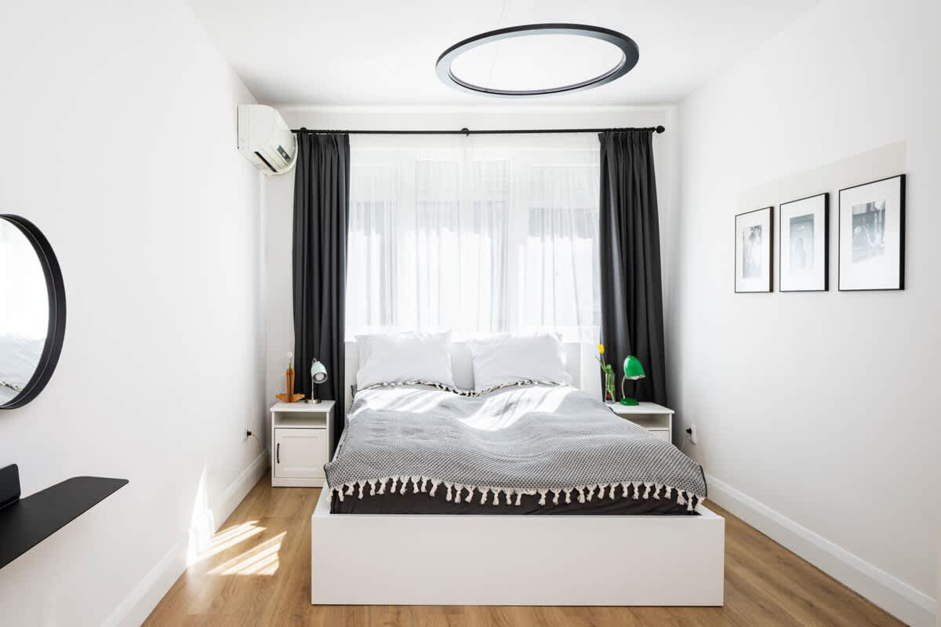 Scoutaround White Logo