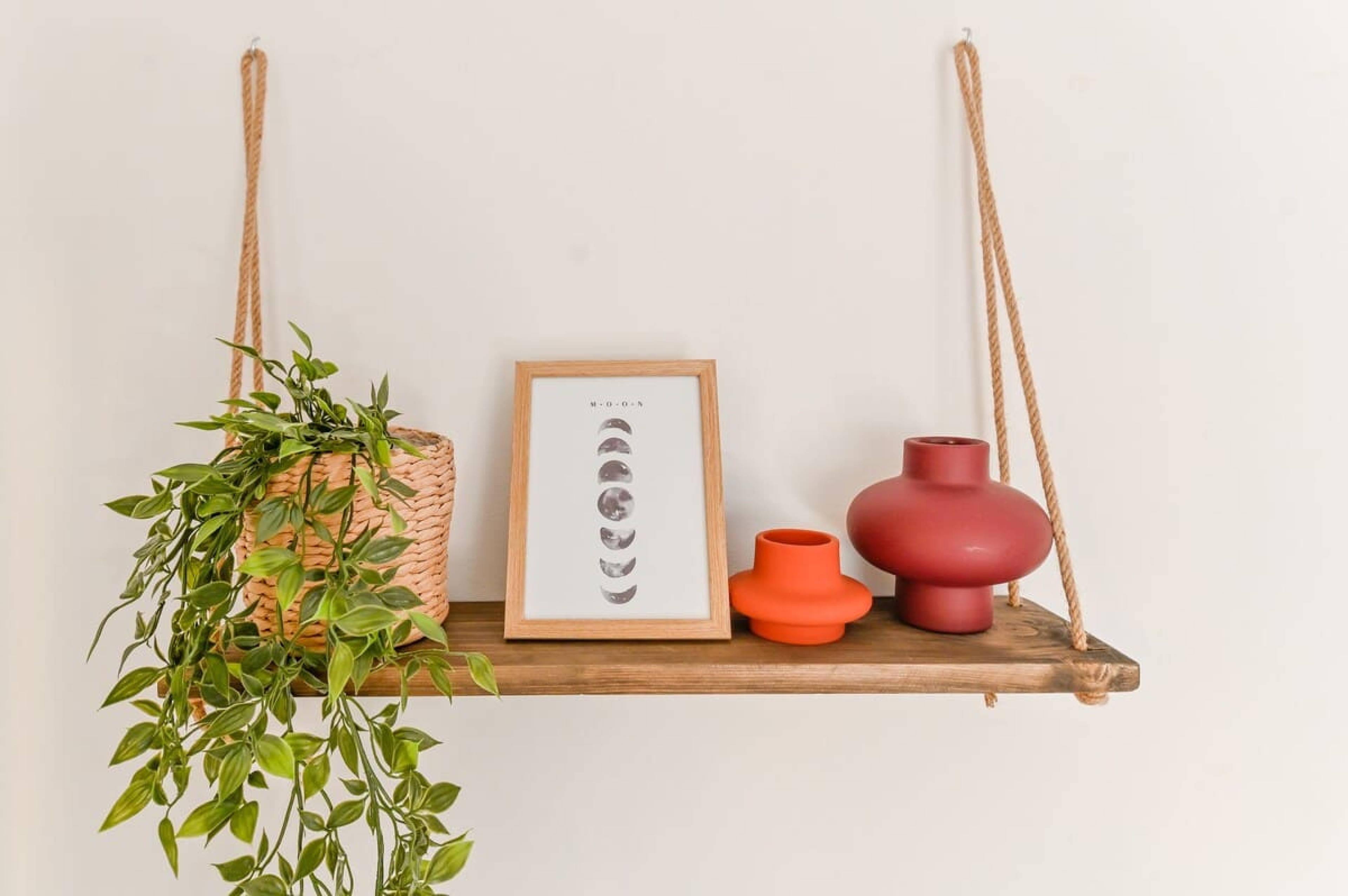 Scoutaround White Logo