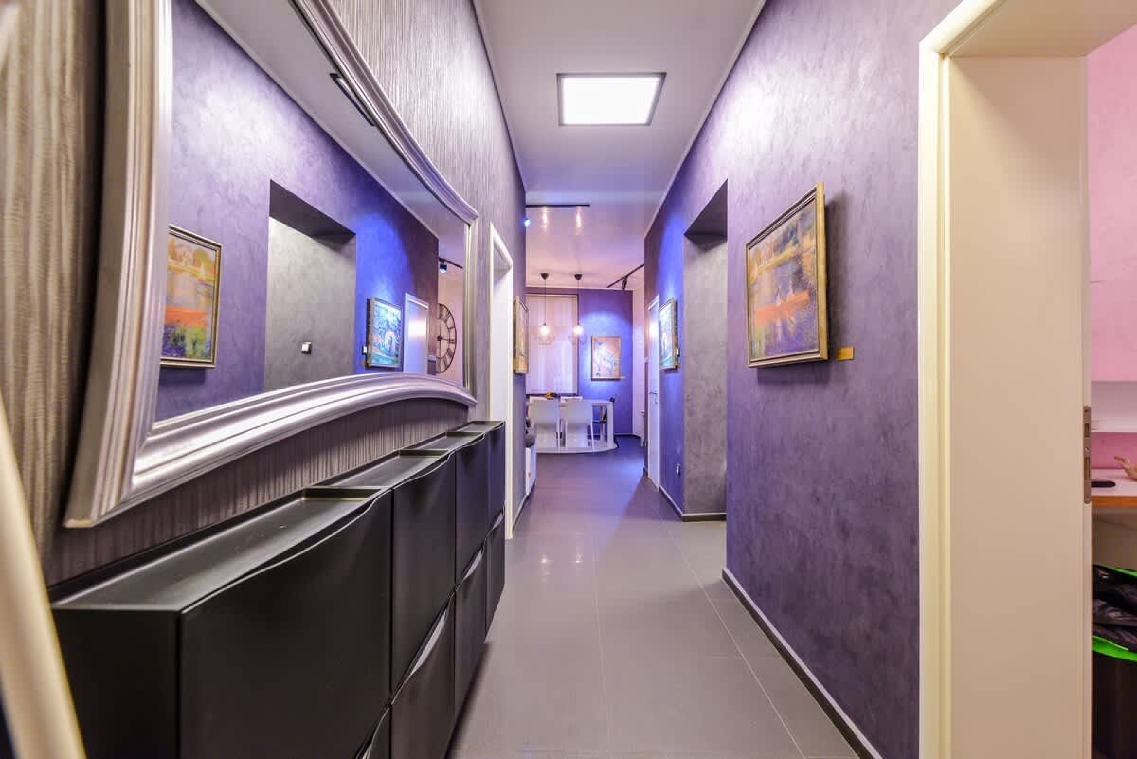 Scoutaround White Logo