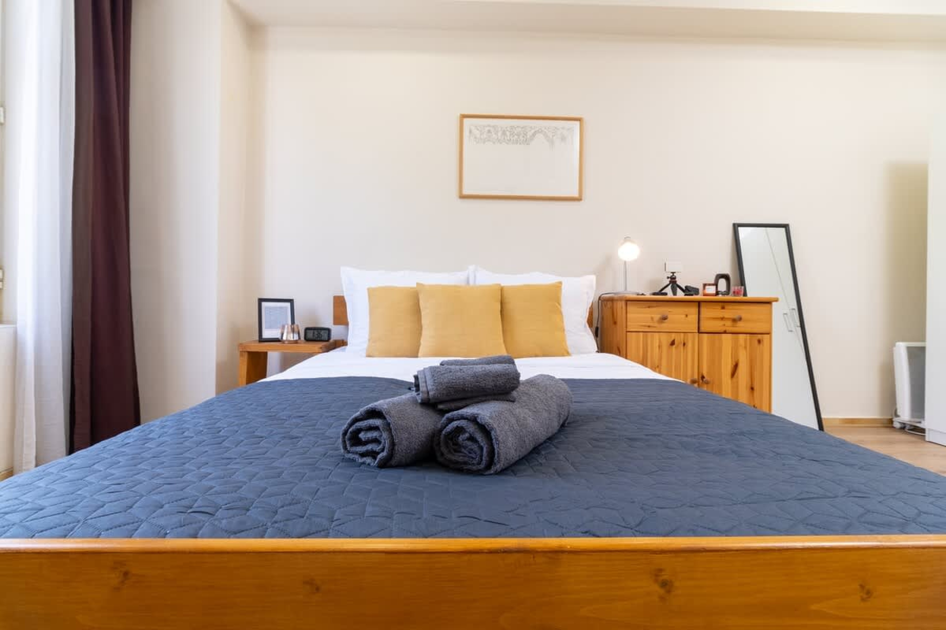 Scoutaround White Logo