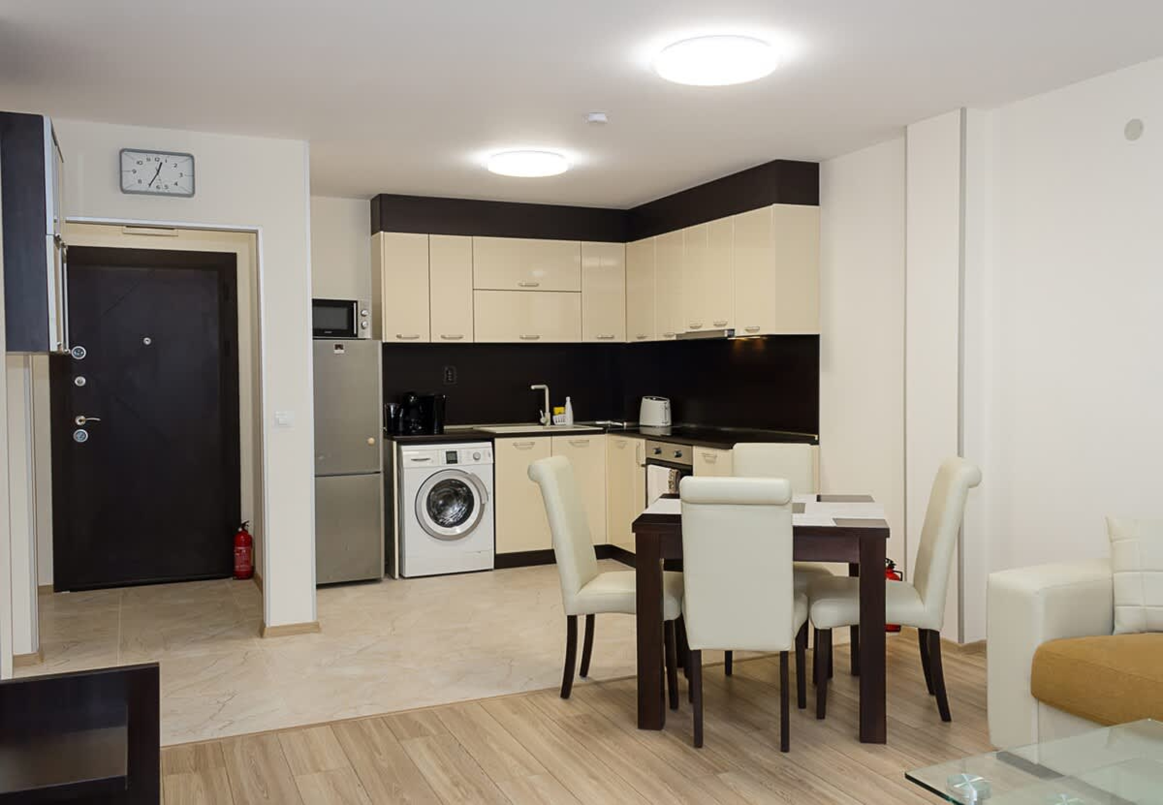 Scoutaround White Logo