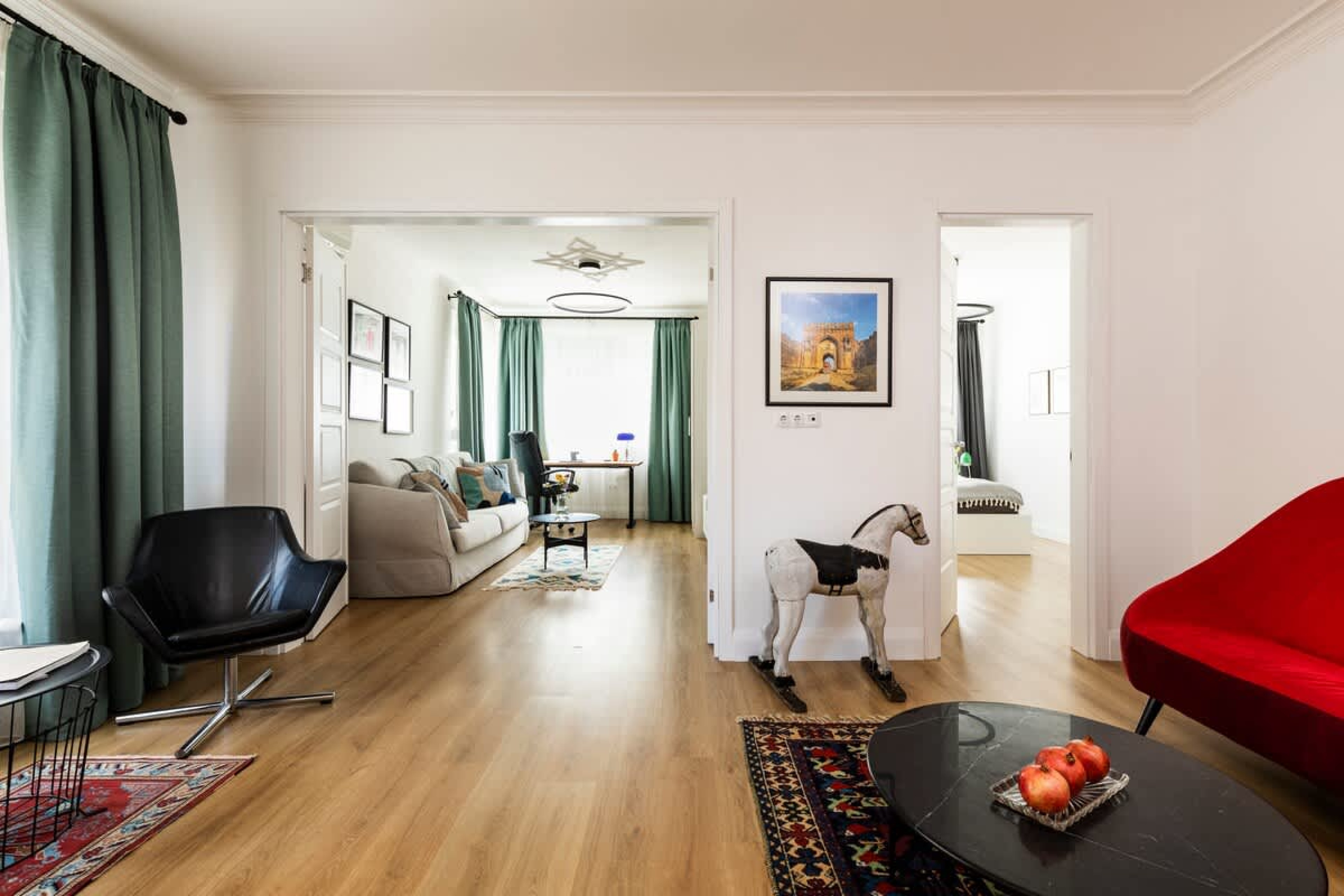 Scoutaround White Logo