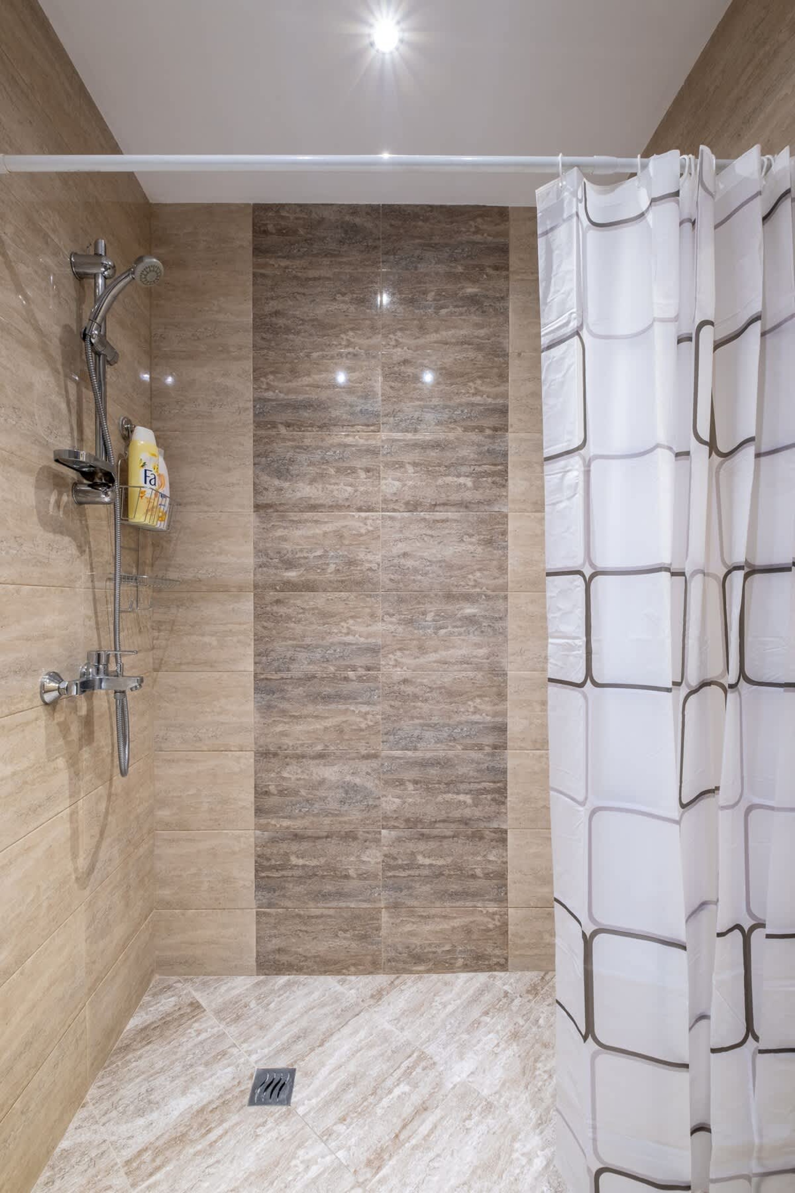 Scoutaround White Logo