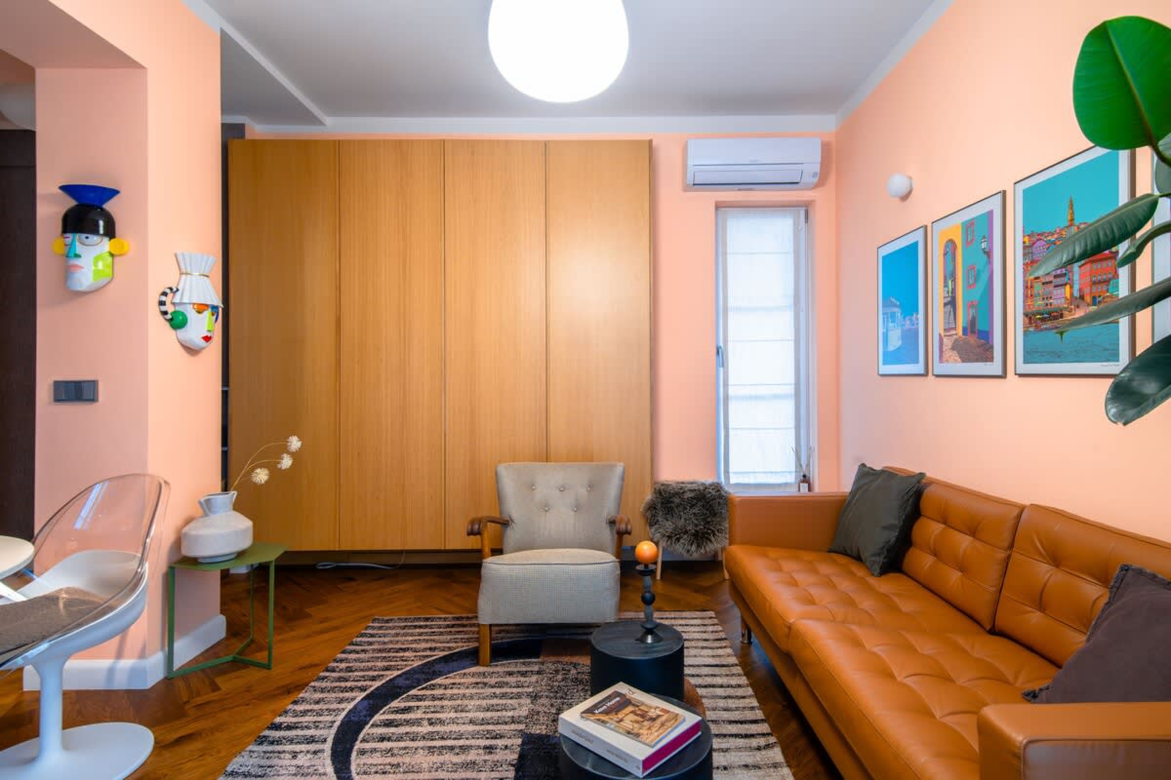 Scoutaround White Logo