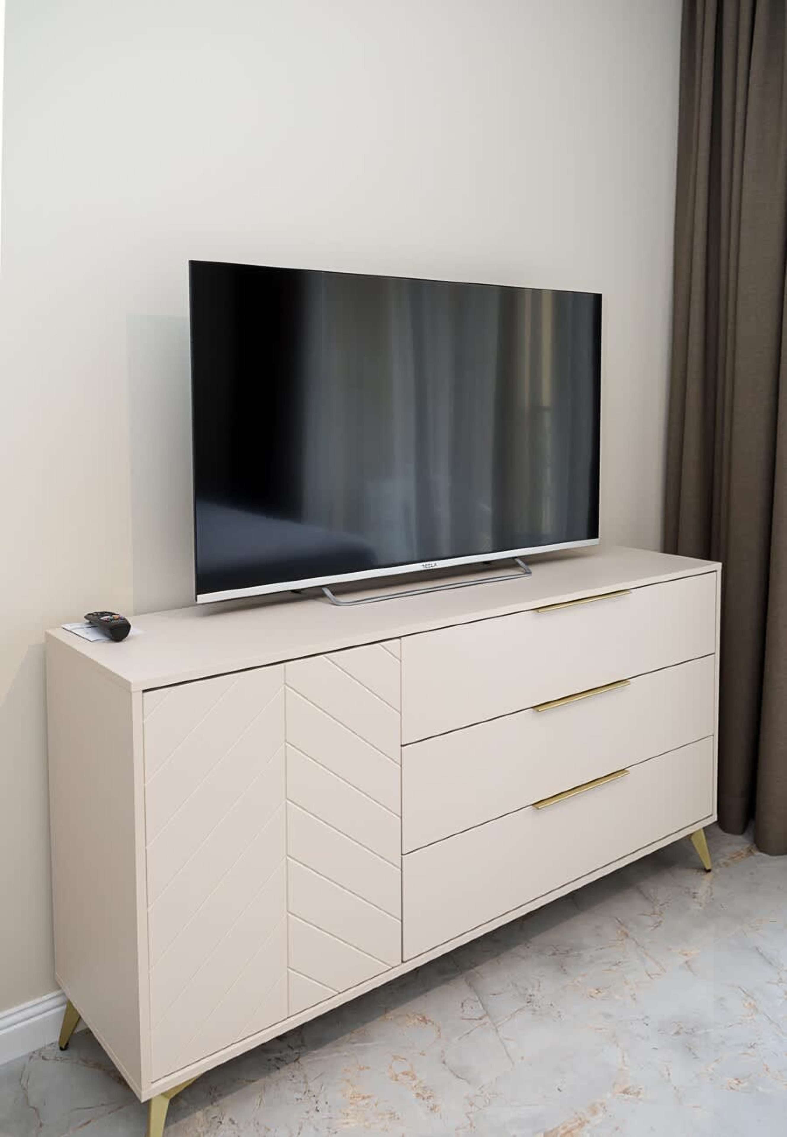 Scoutaround White Logo