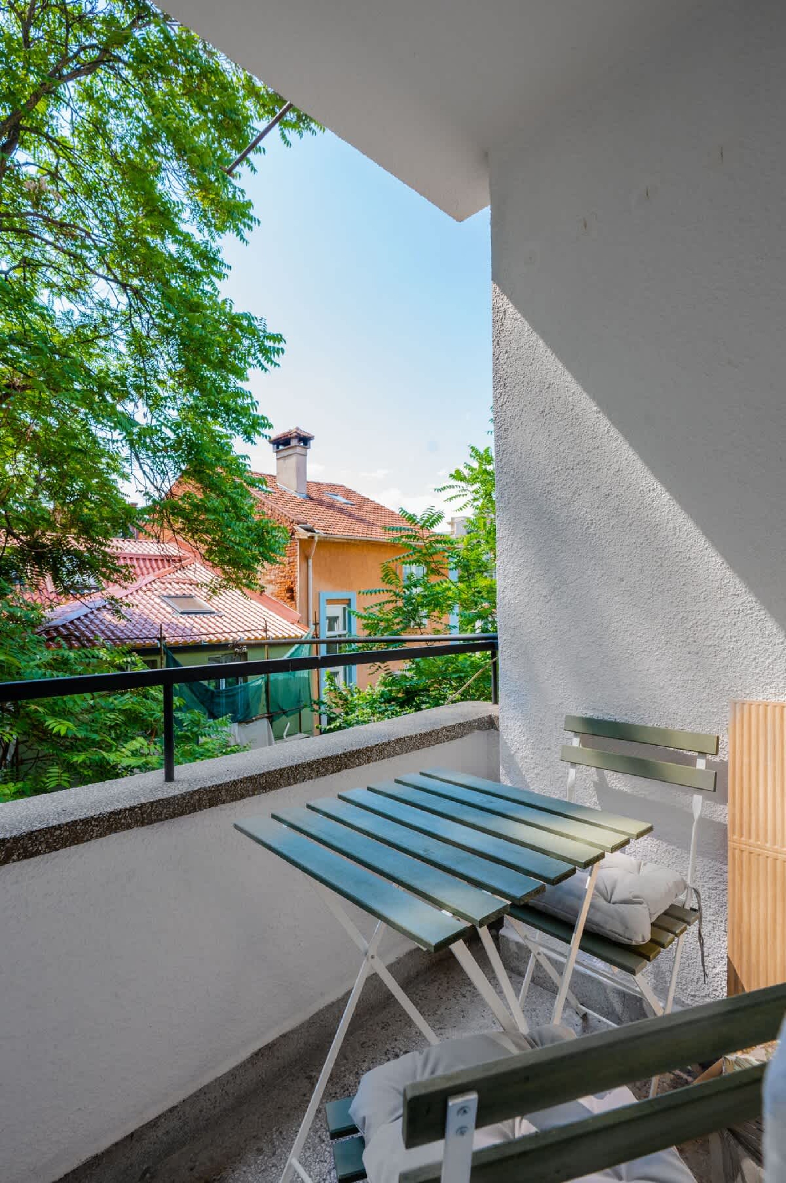 Charming Urban Retreat: Stylish 1BD Flat near NDK - Photo 18