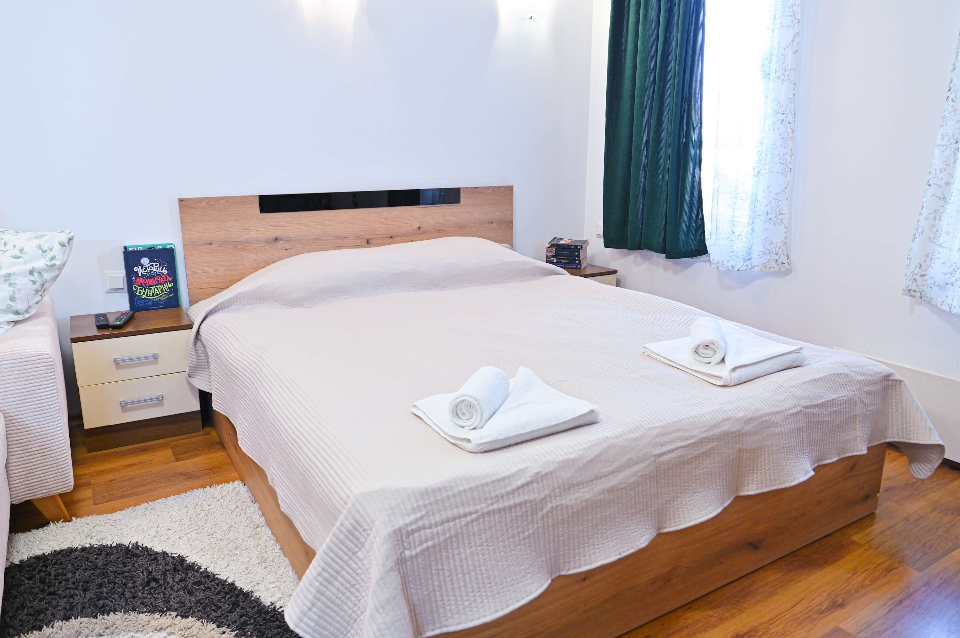 Scoutaround White Logo