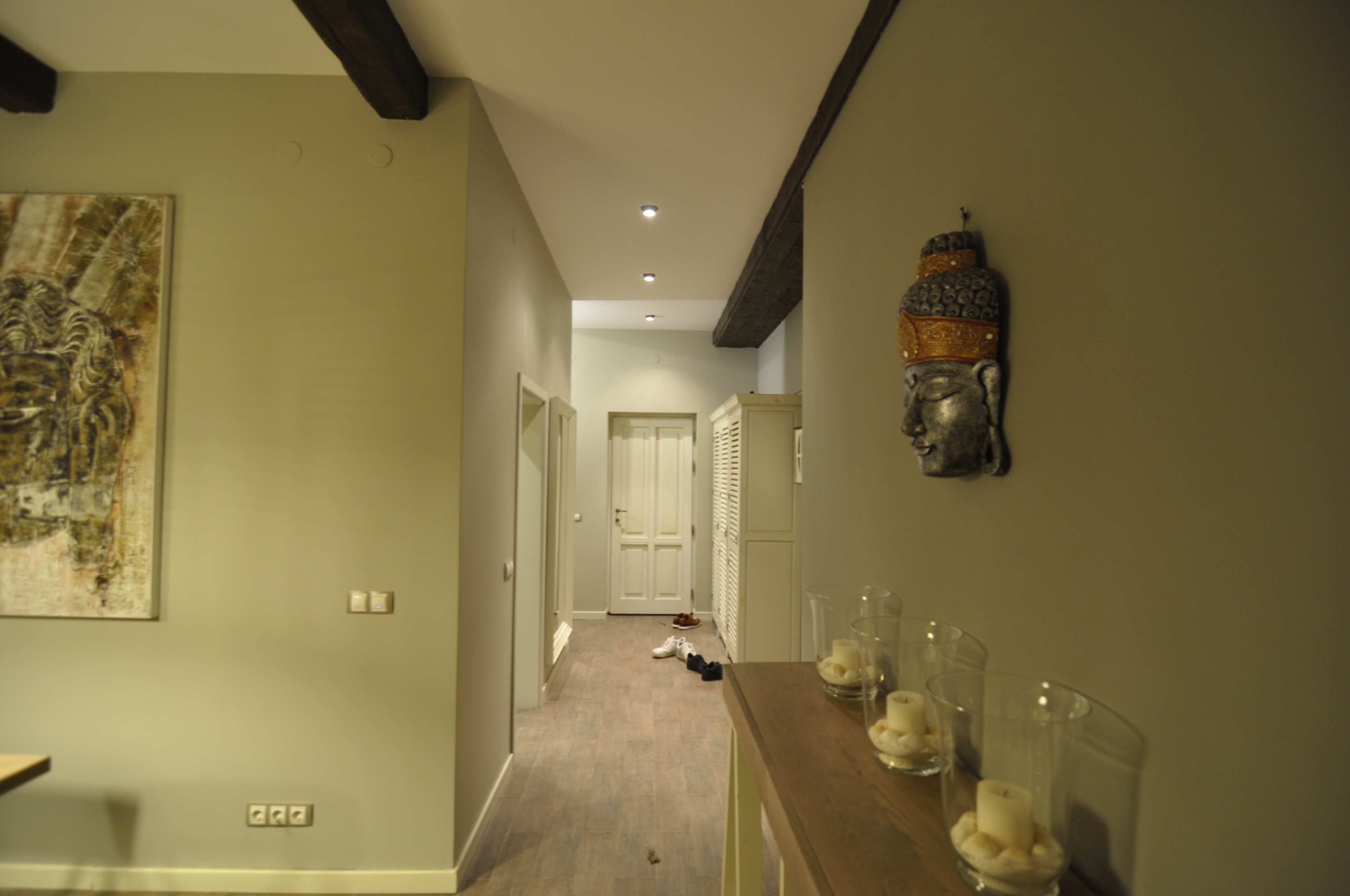 Scoutaround White Logo