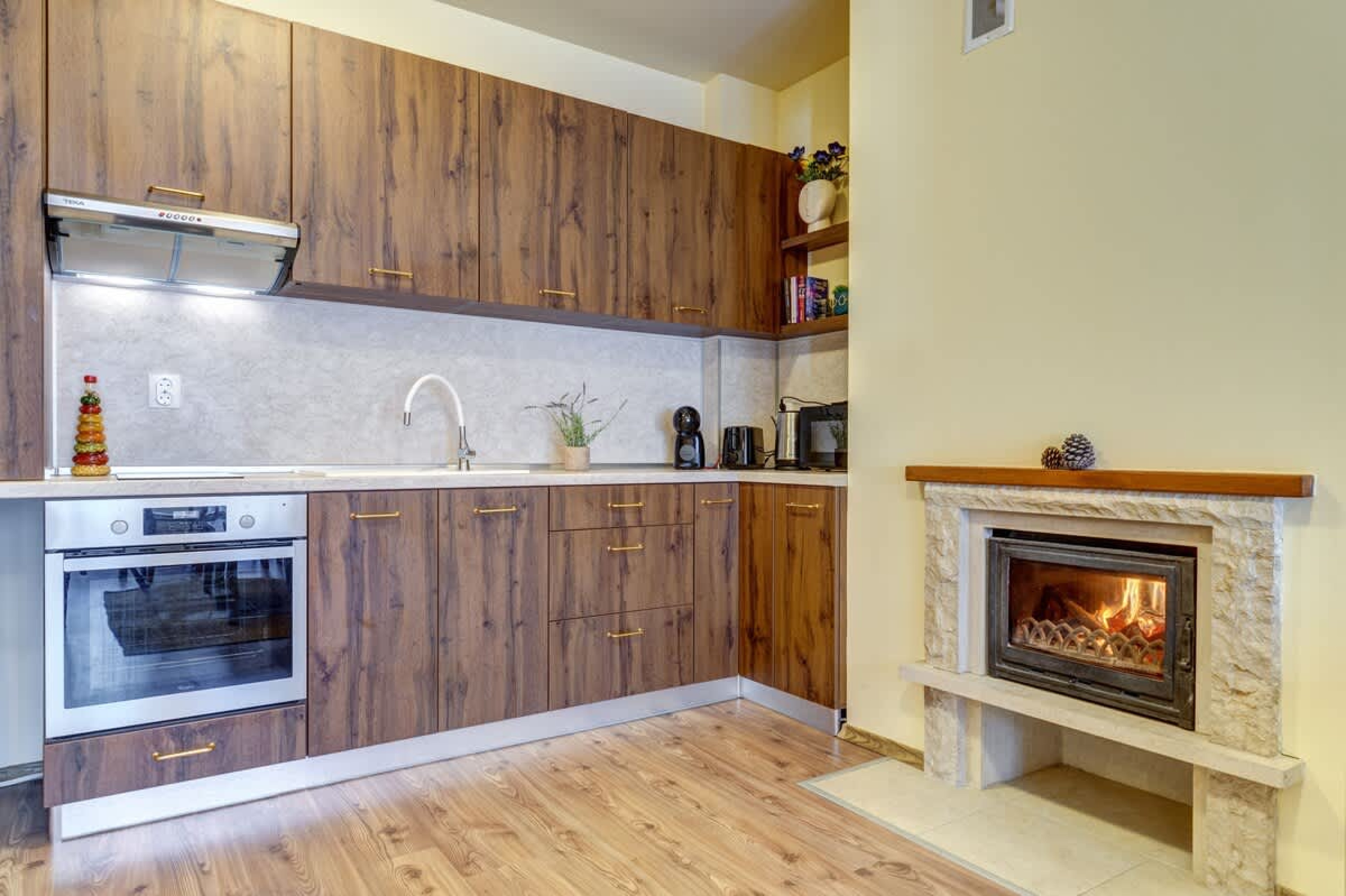 Cosy 1BD Apt w/ Free Parking and Balcony - Photo 4