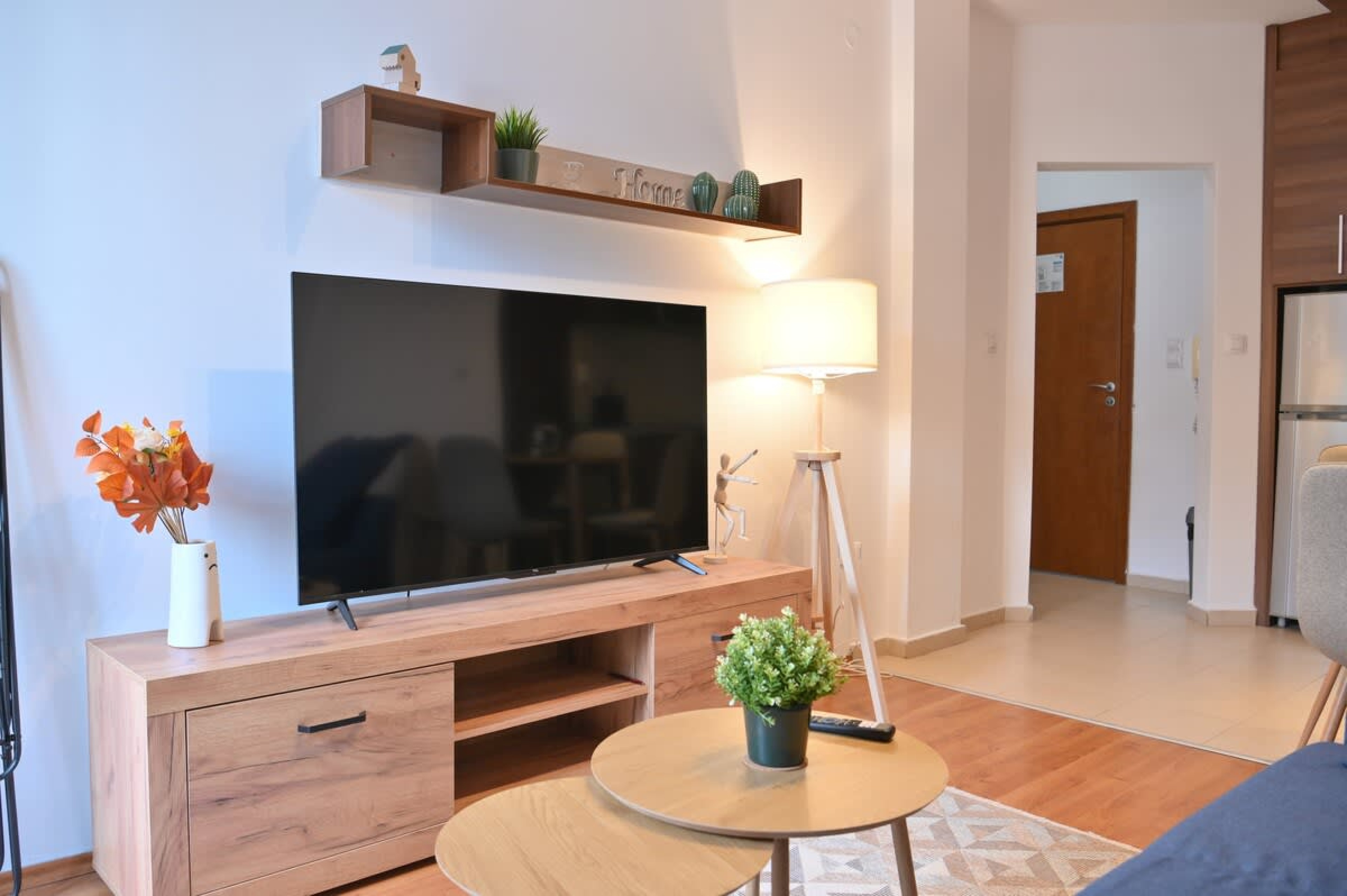 Scoutaround White Logo