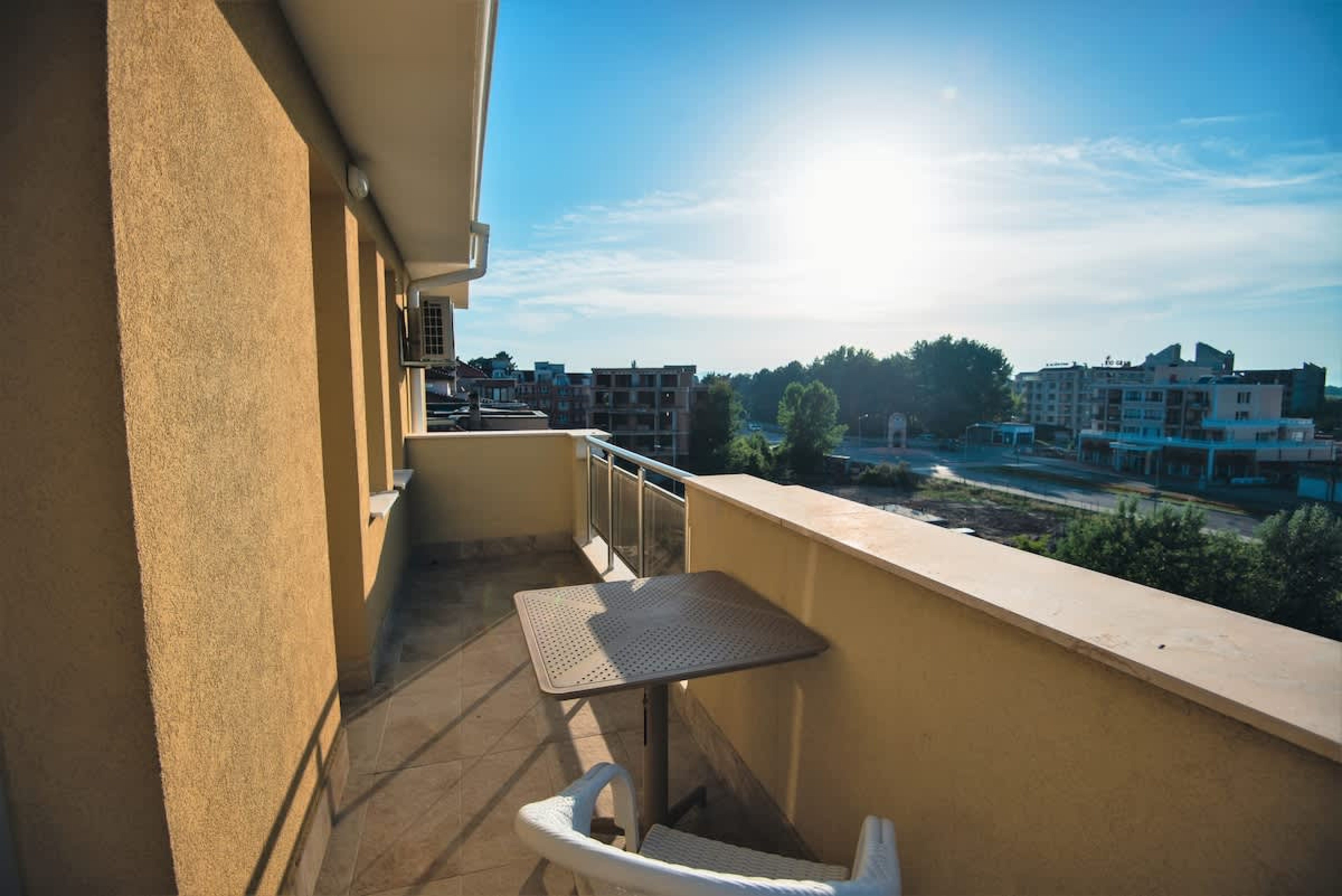 Scoutaround White Logo