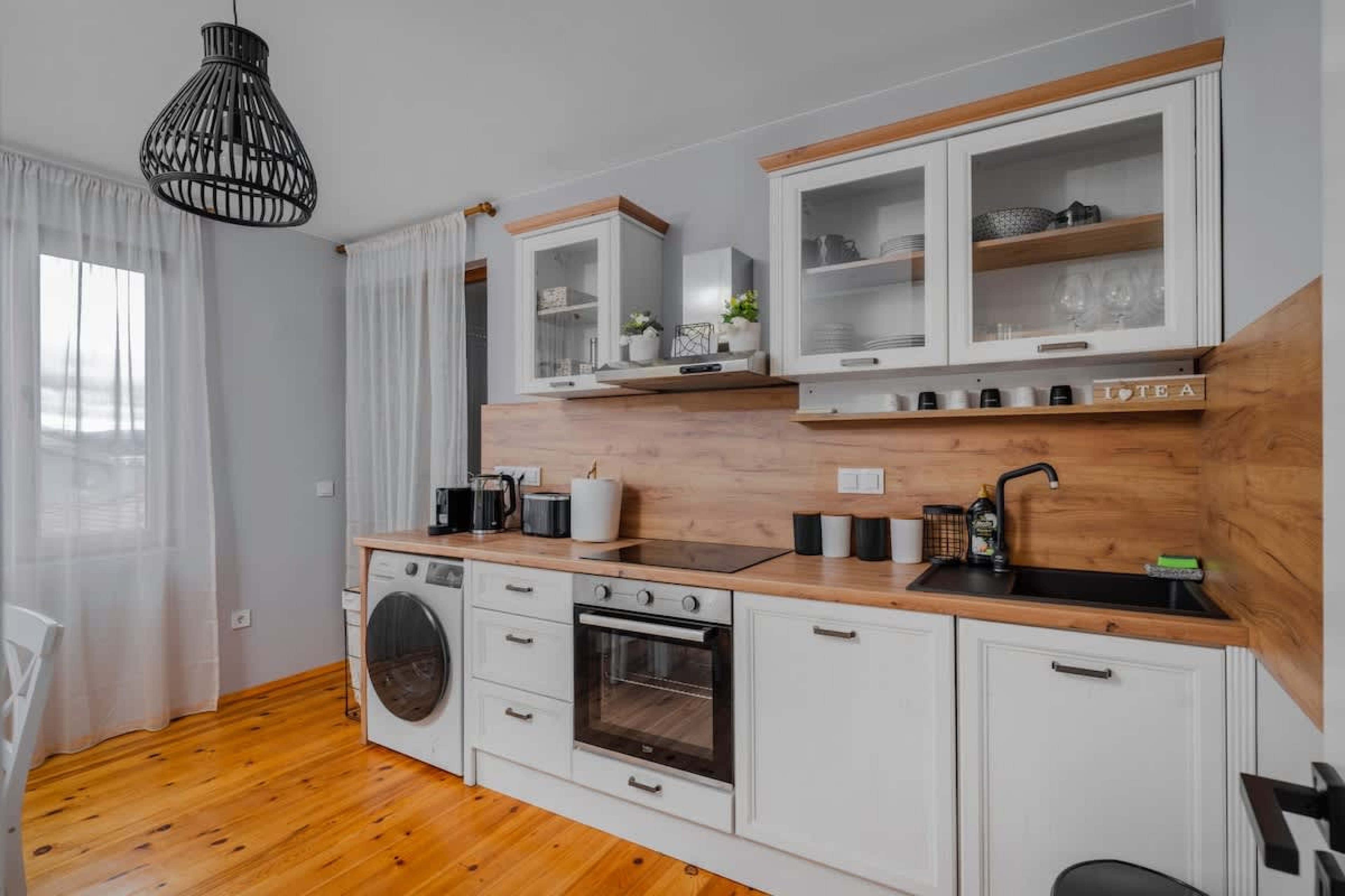 Scoutaround White Logo