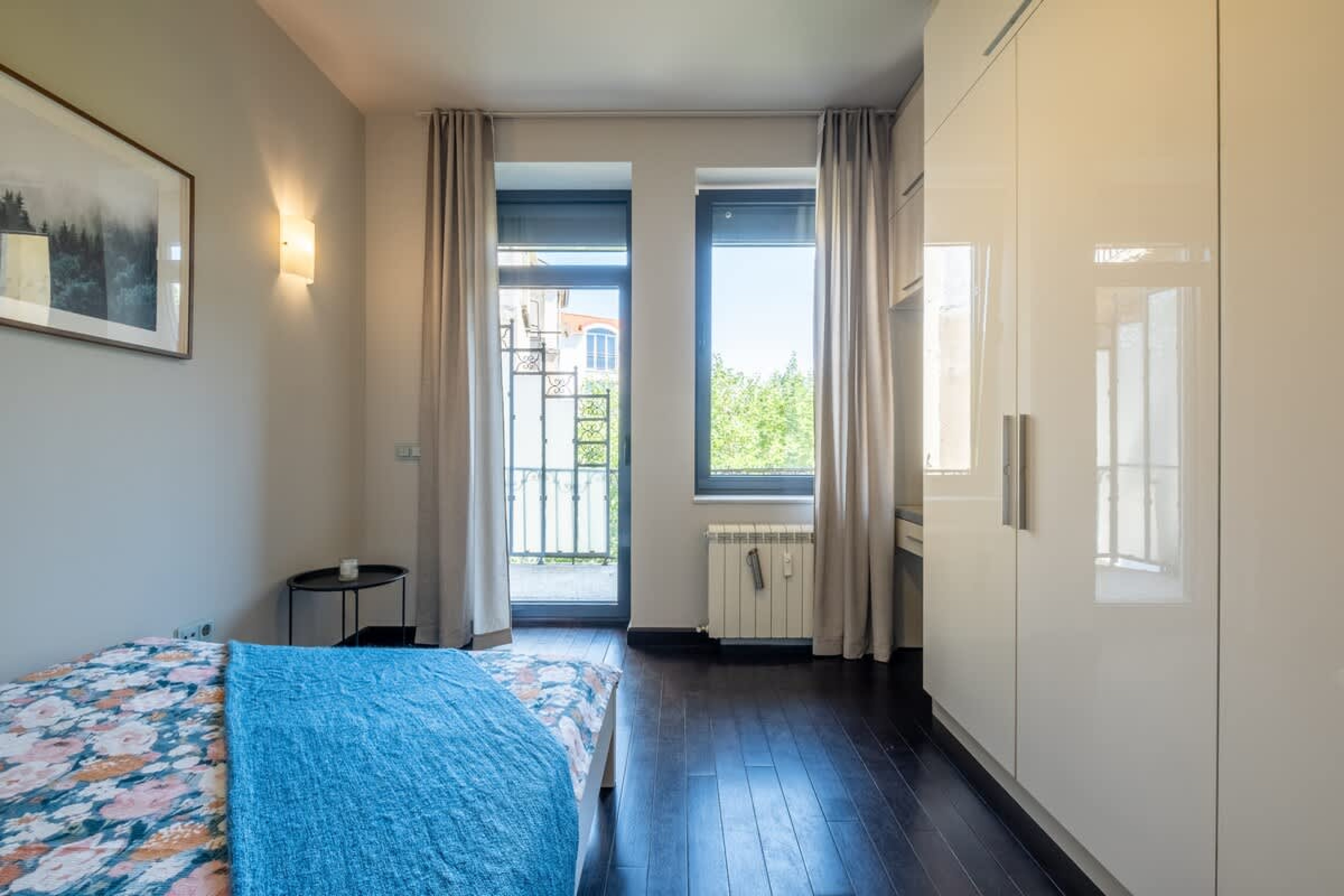 Scoutaround White Logo