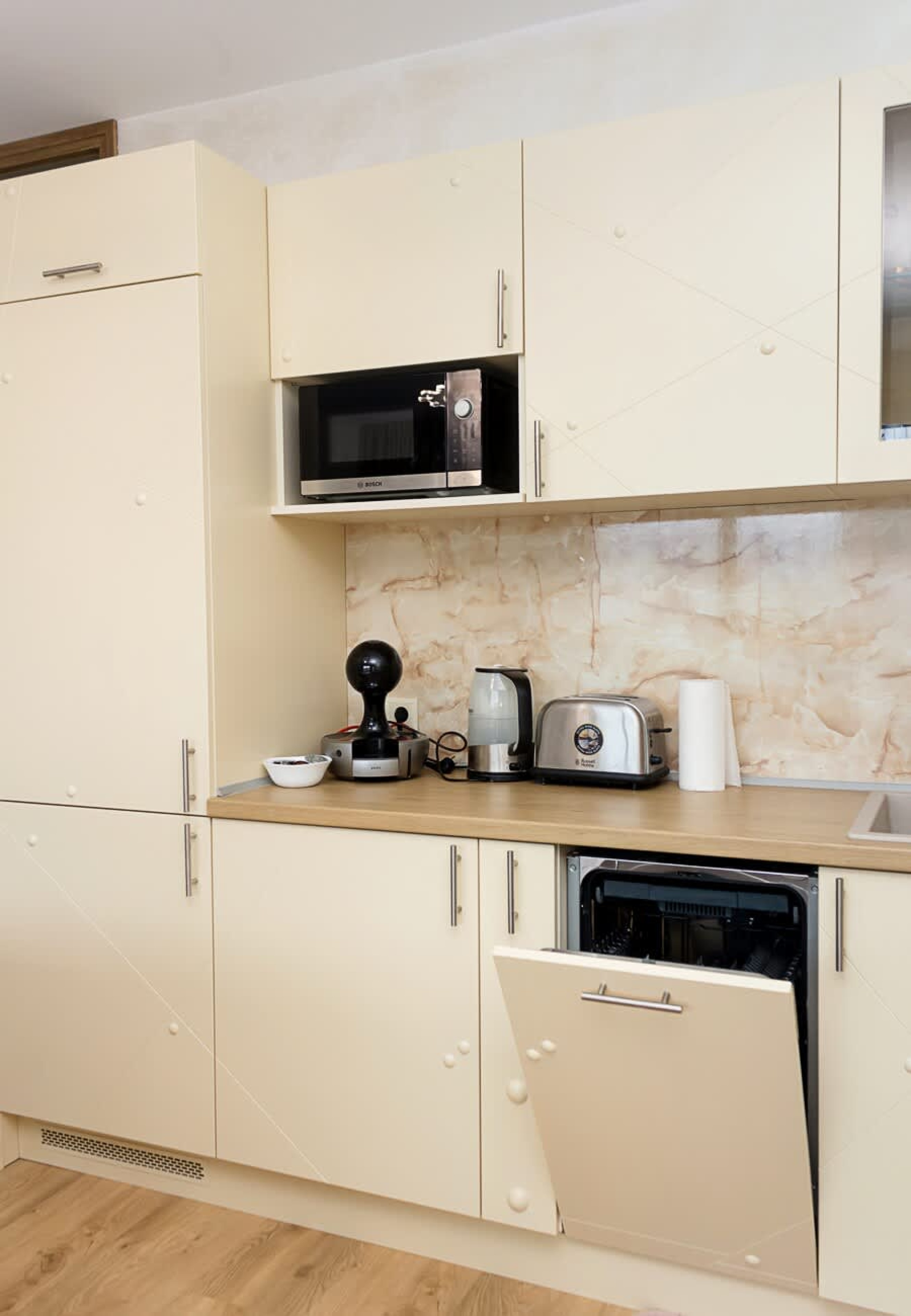 Scoutaround White Logo