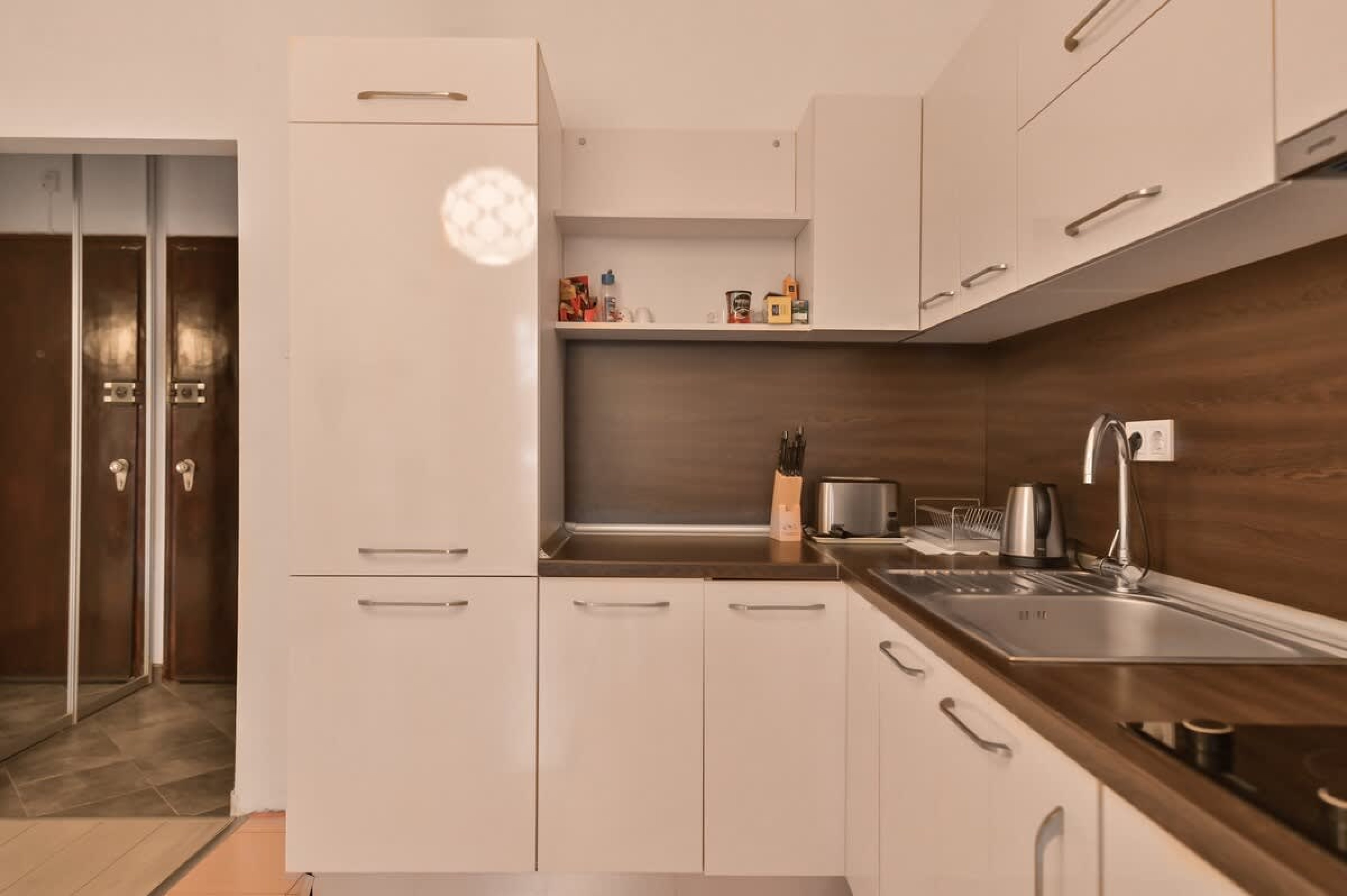 Scoutaround White Logo