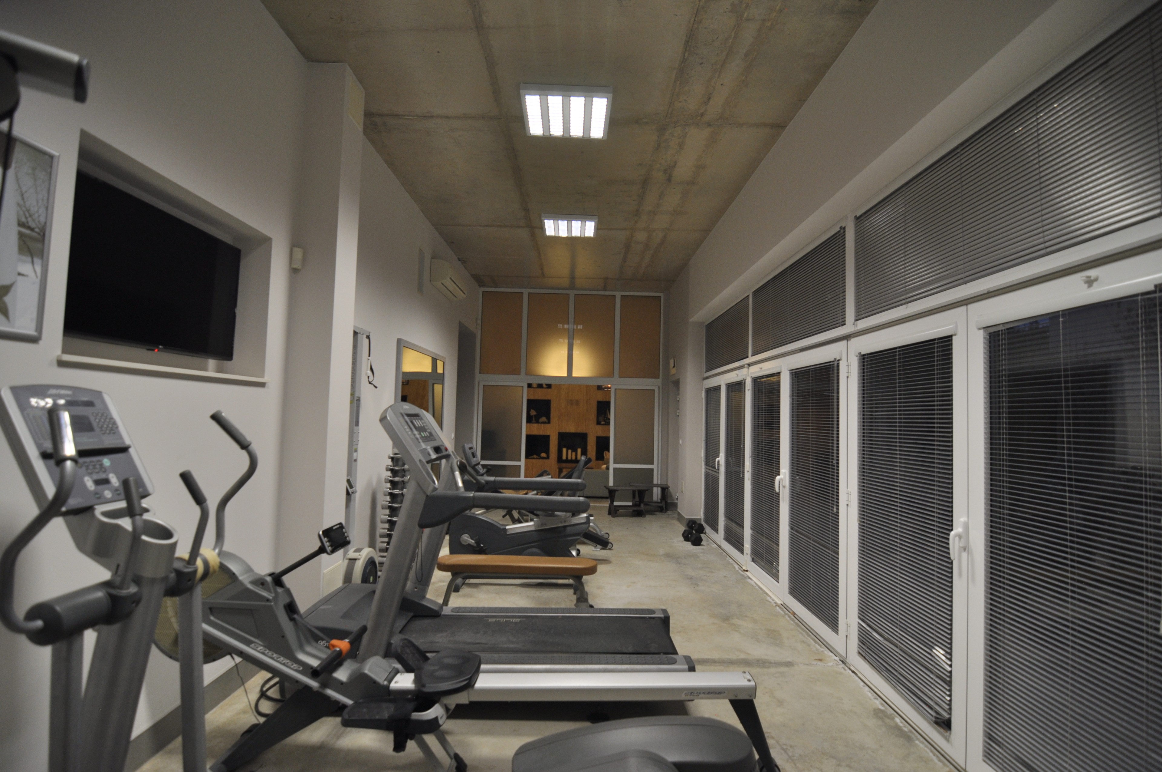 Scoutaround White Logo