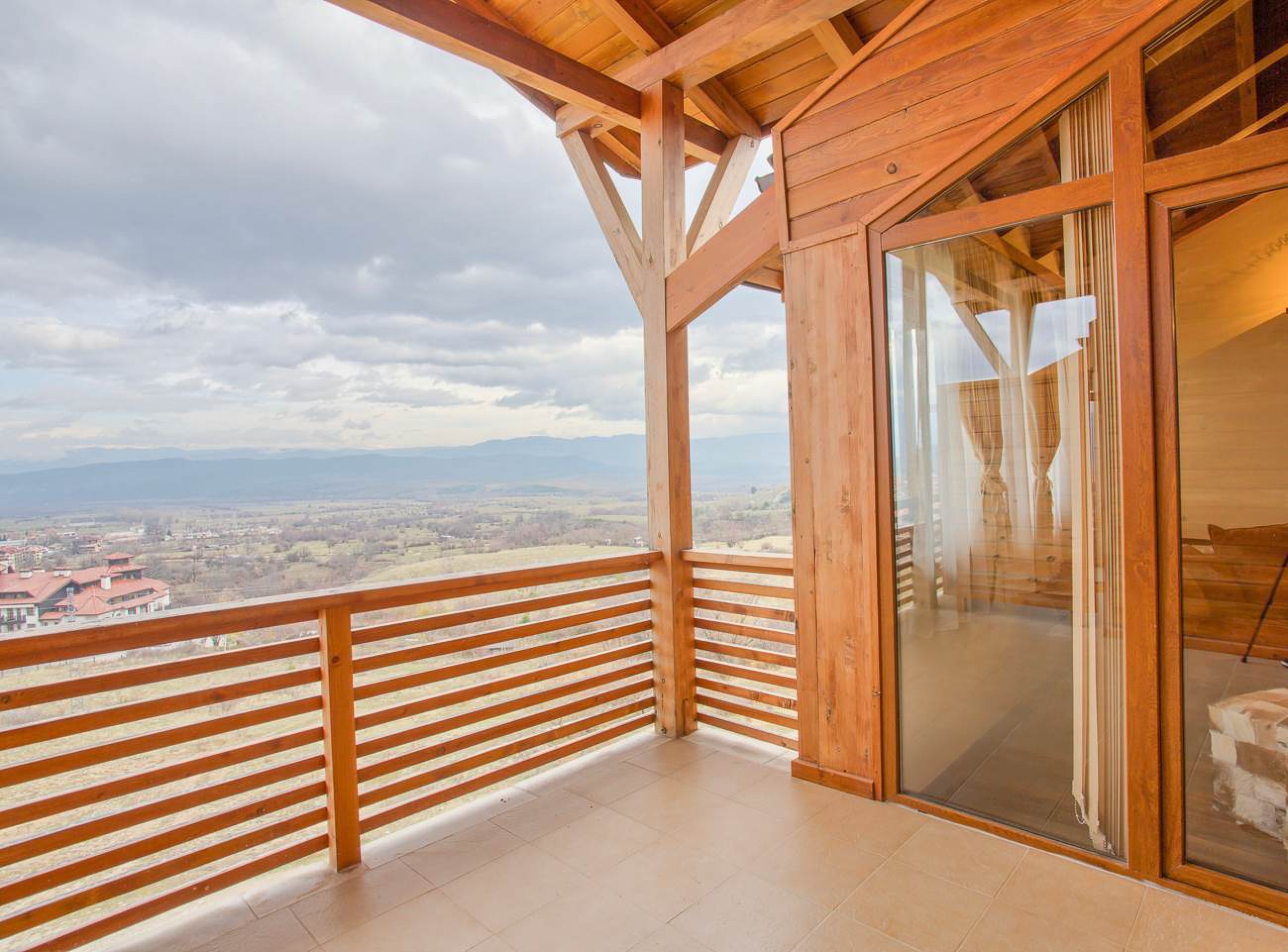 Stylish Two-Level Apartment in Bansko - Photo 5