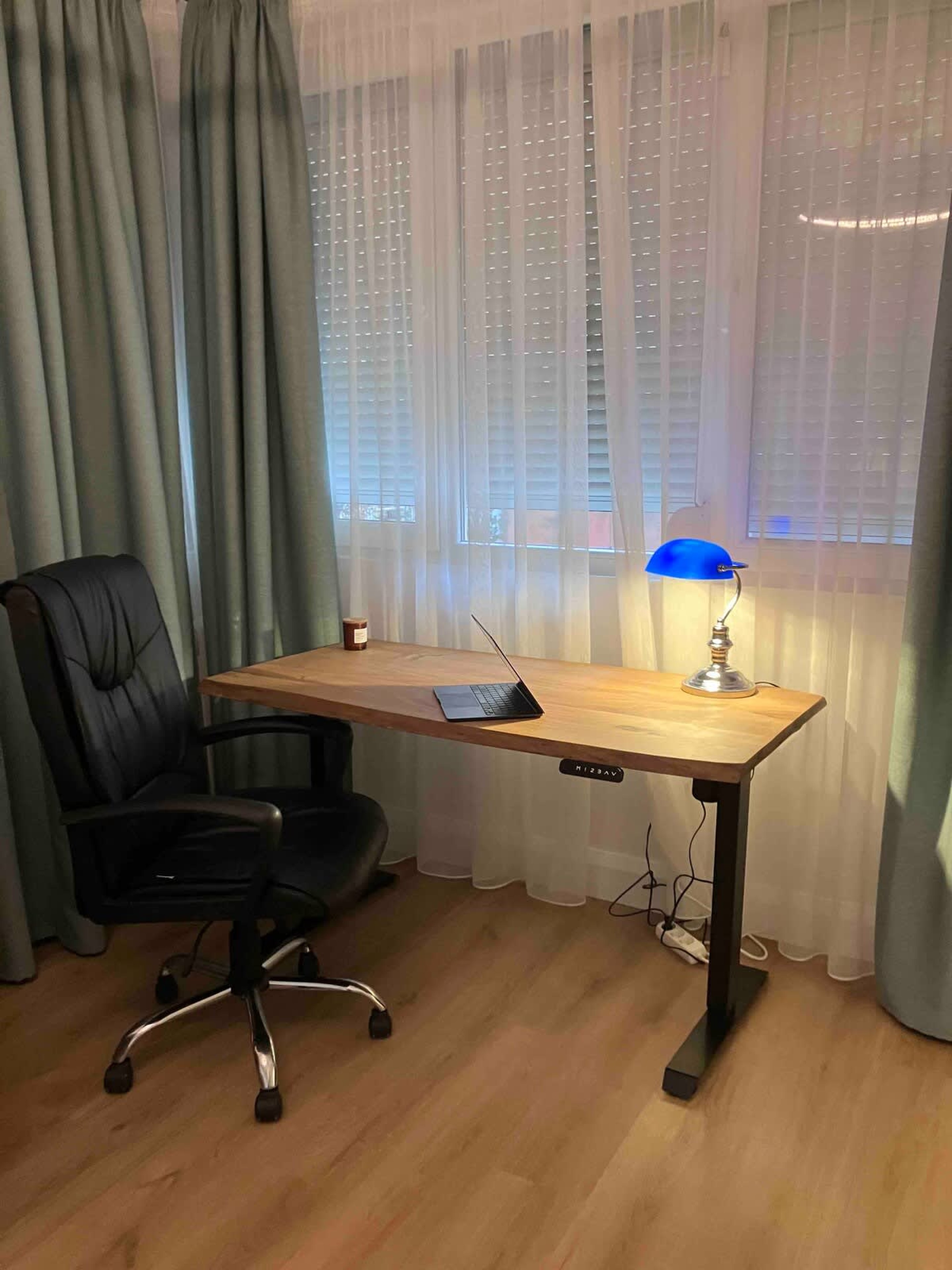 Scoutaround White Logo