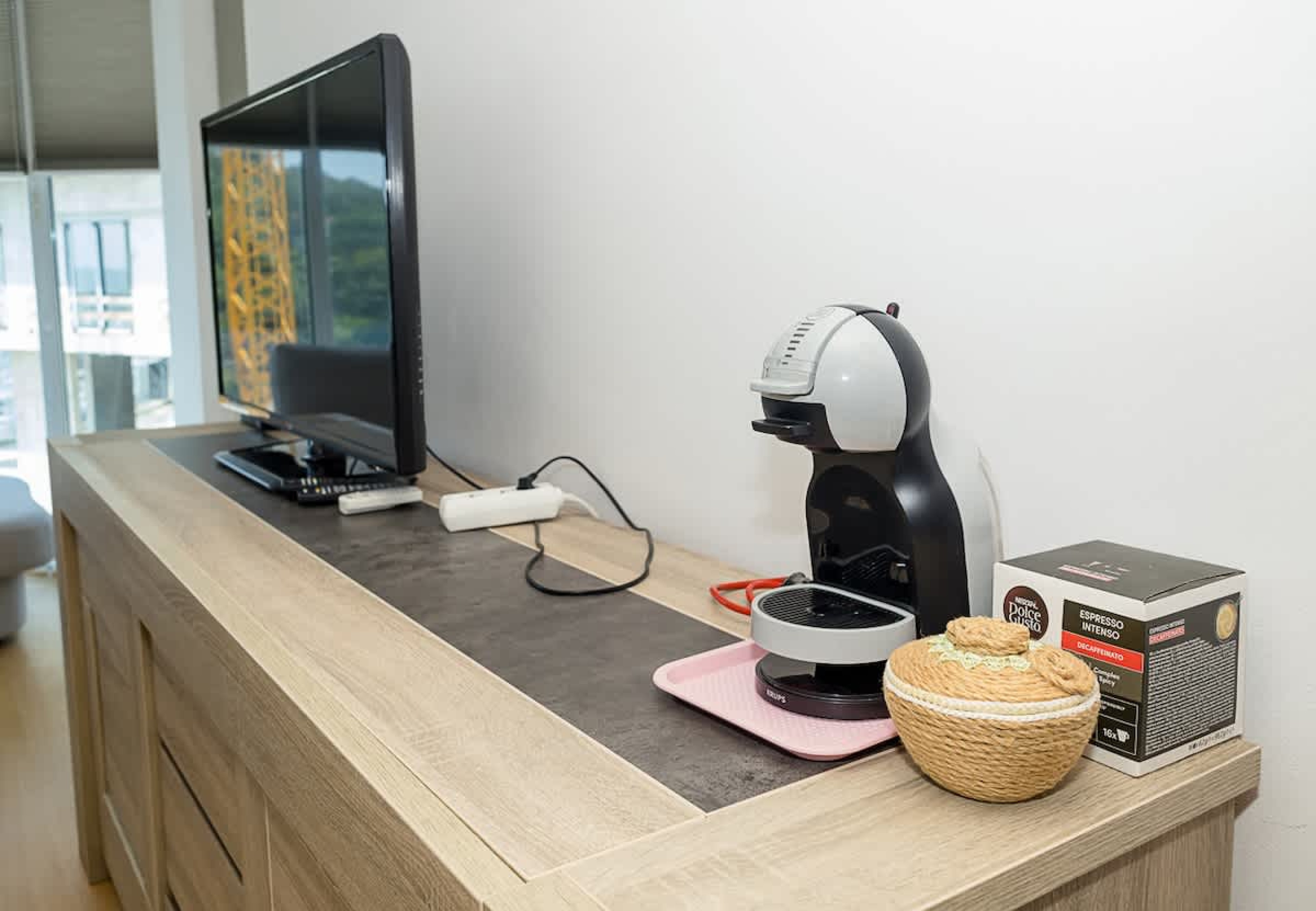 Scoutaround White Logo