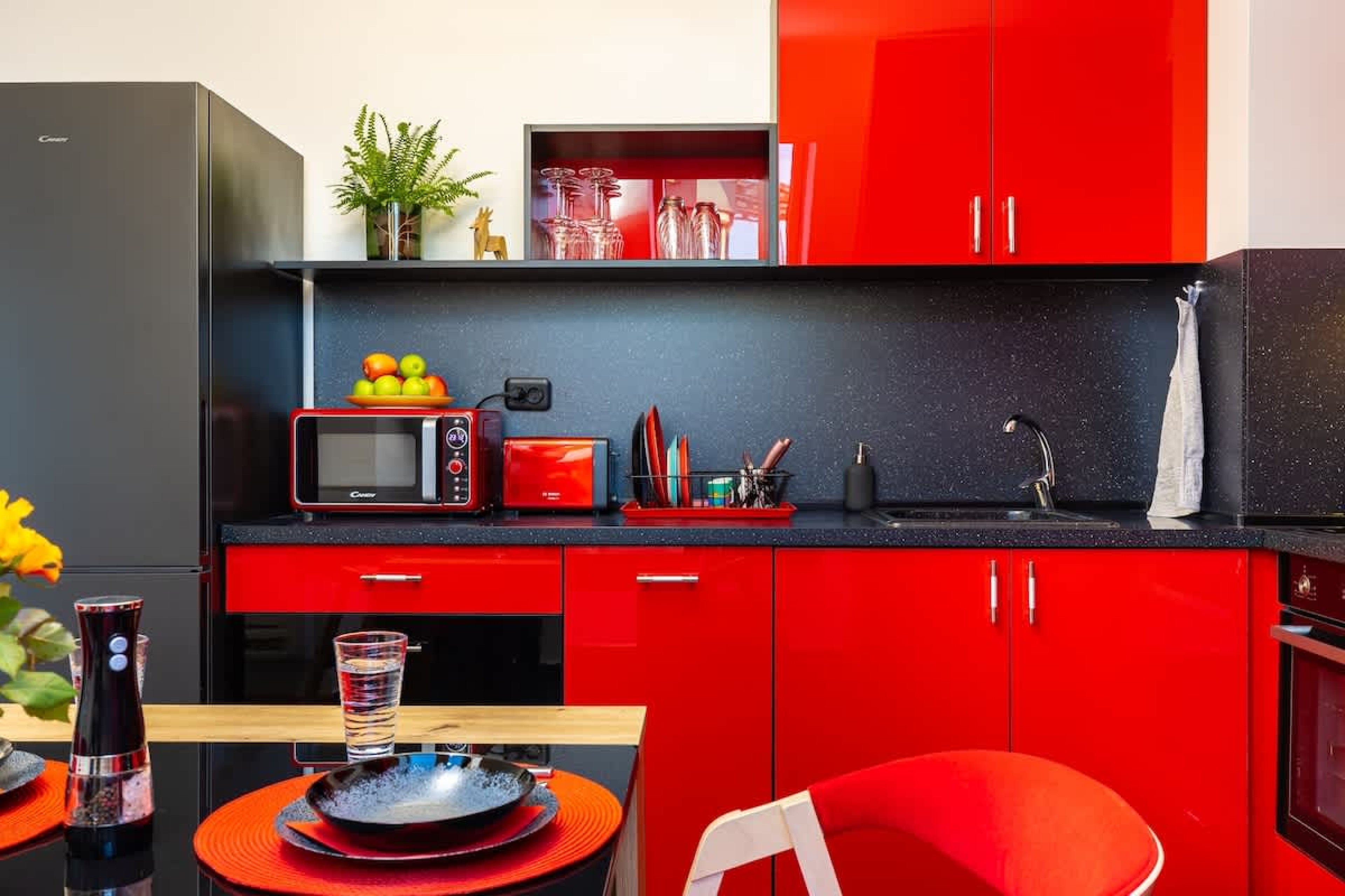 Scoutaround White Logo