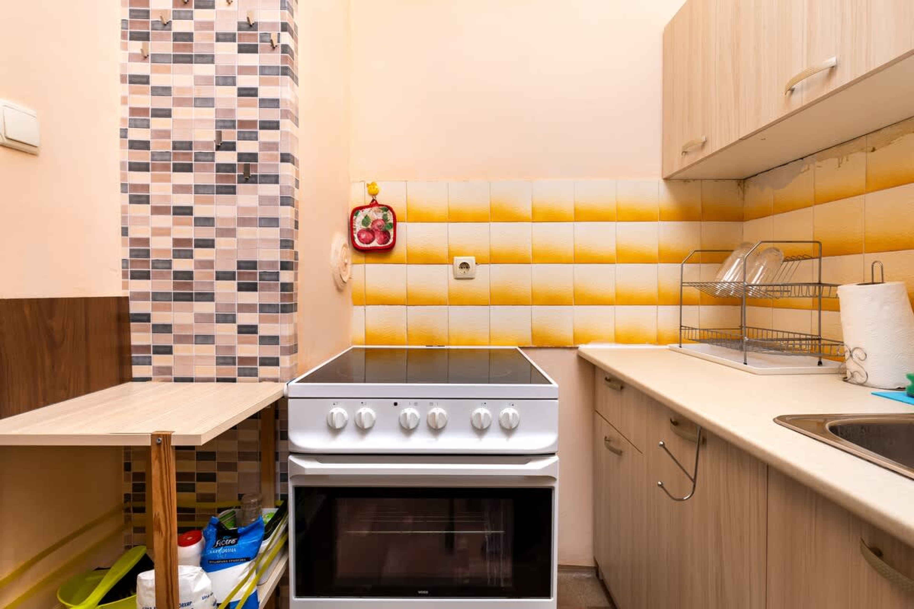 1-Bedroom Flat with Balcony in Plovdiv - Photo 3