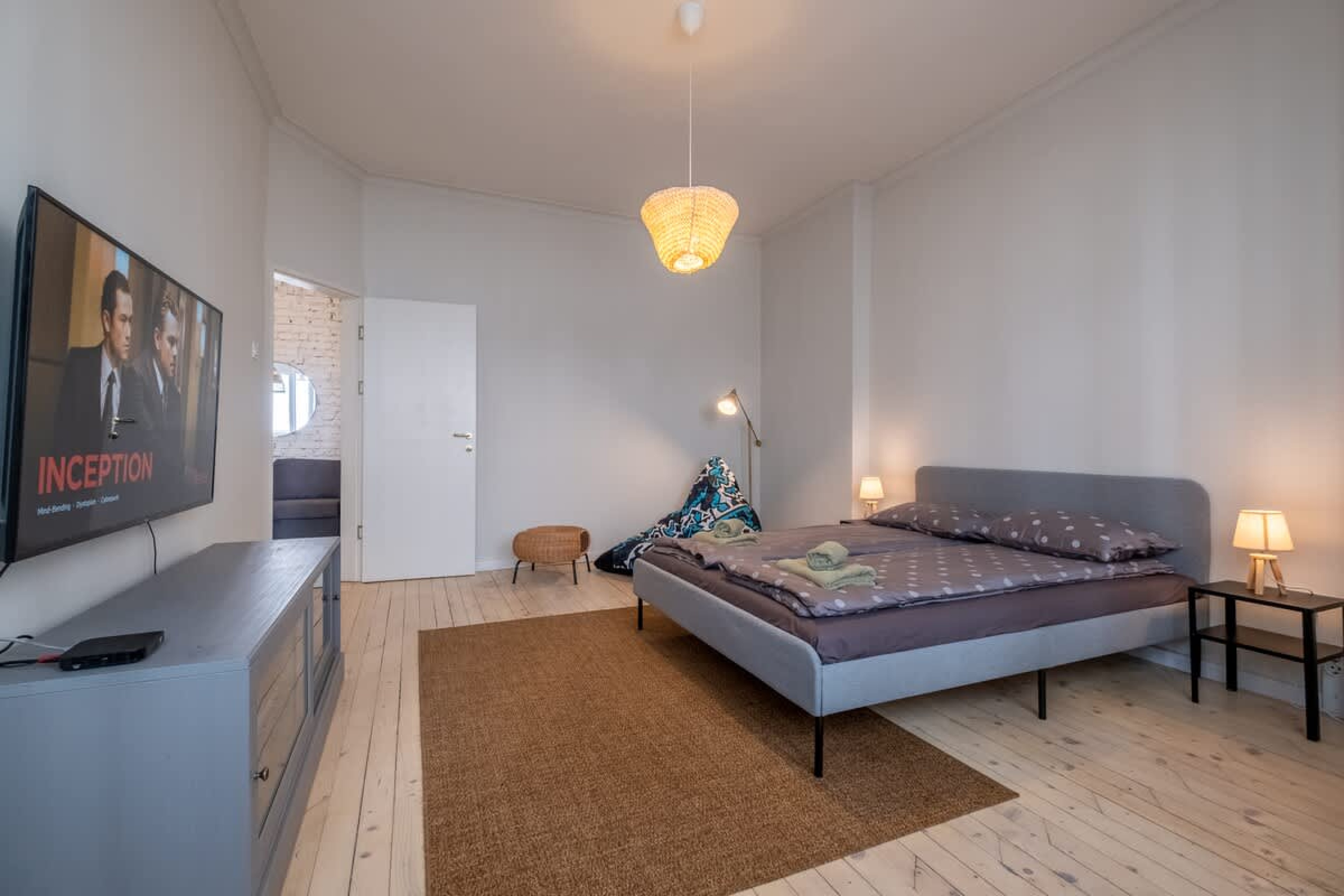 Scoutaround White Logo