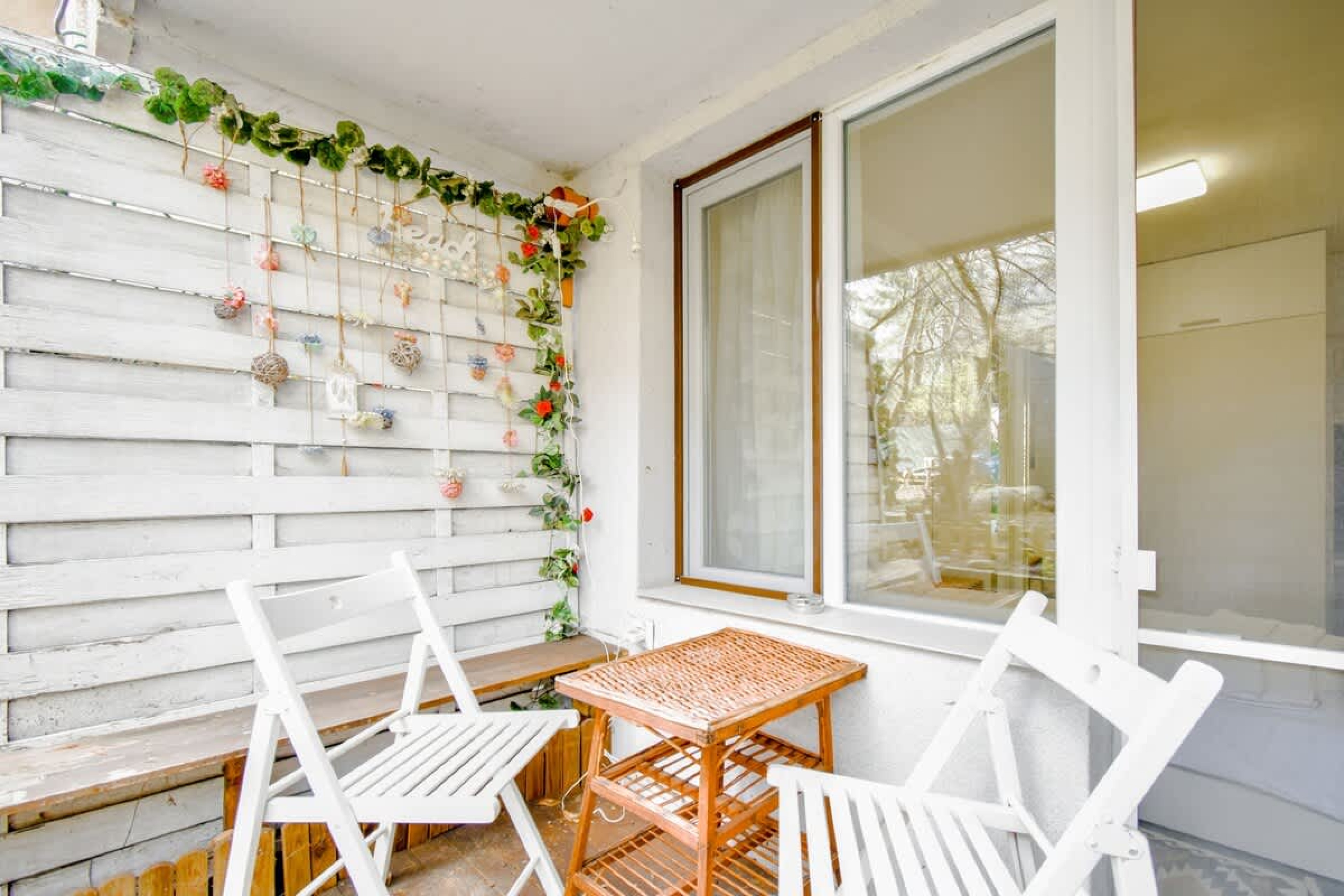 Scoutaround White Logo