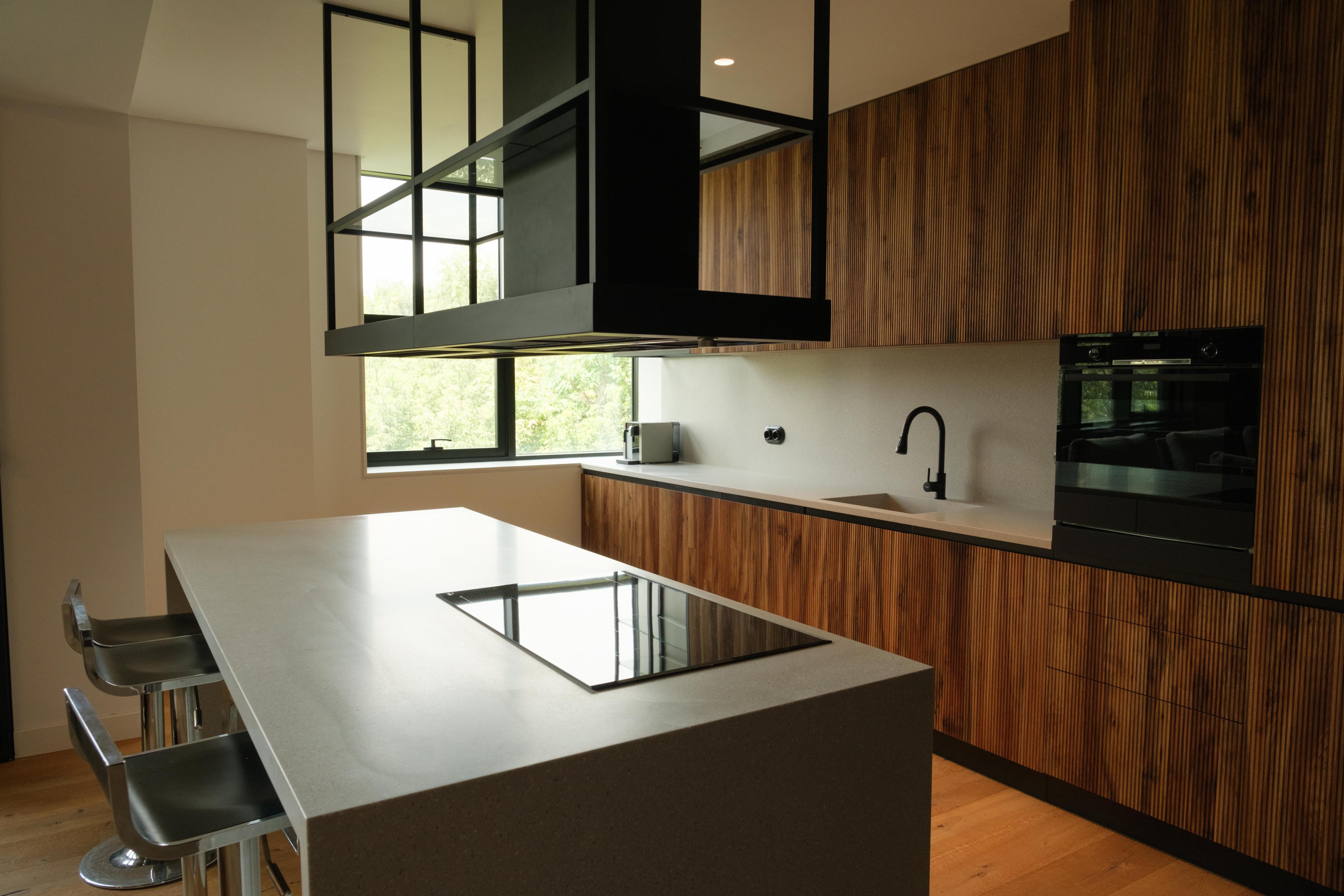 Scoutaround White Logo